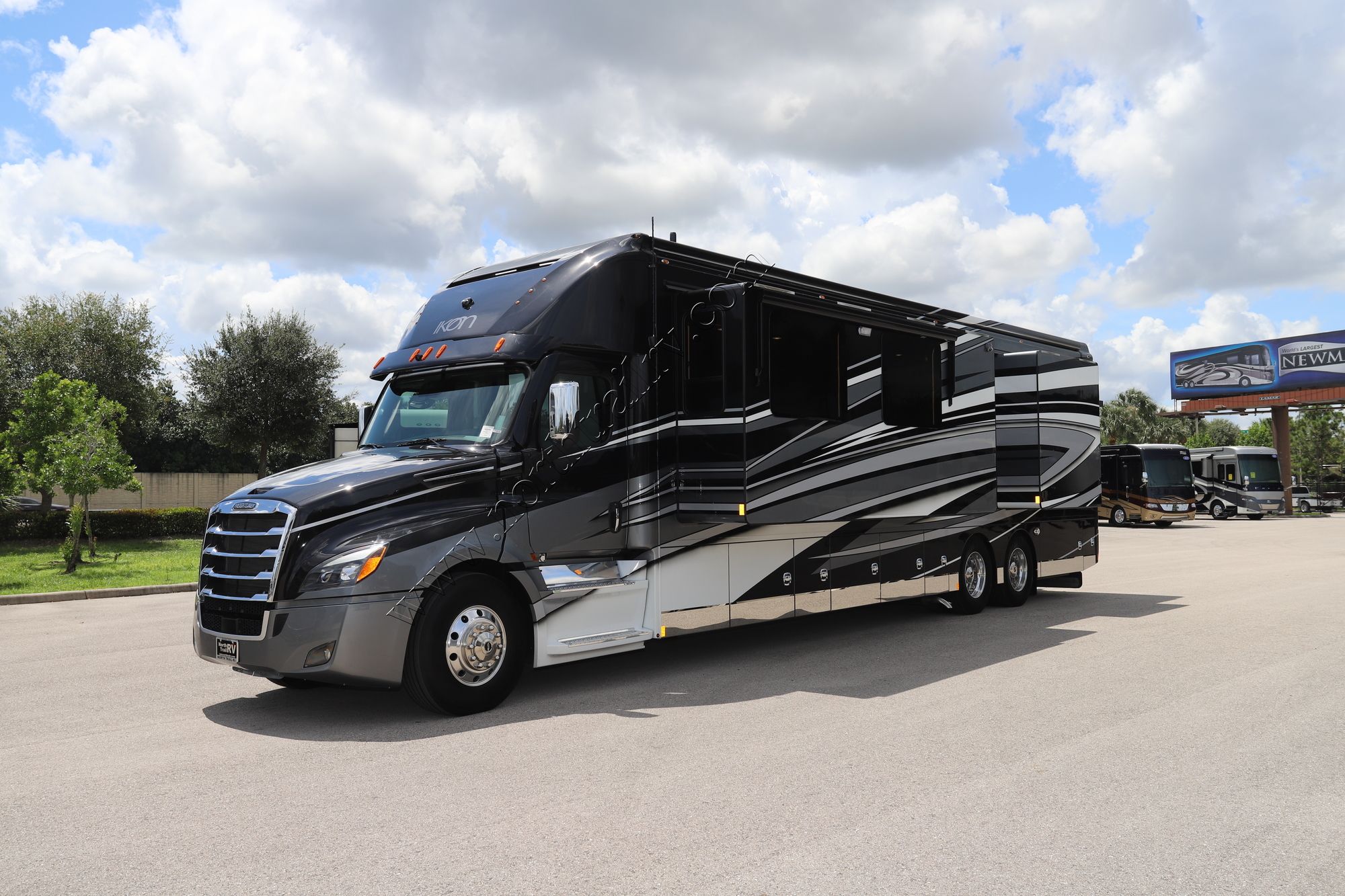 Used 2021 Renegade Rv Ikon 4534RX Super C  For Sale