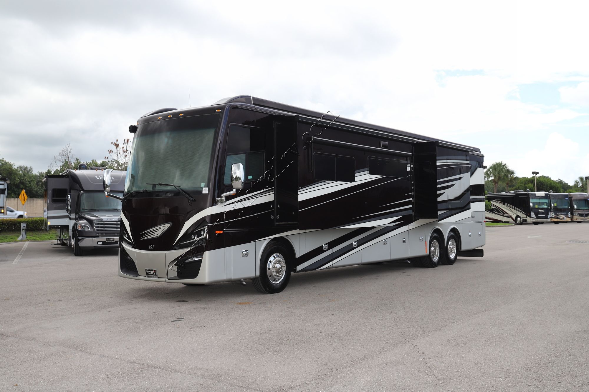 New 2021 Tiffin Motor Homes Phaeton 44OH Class A  For Sale