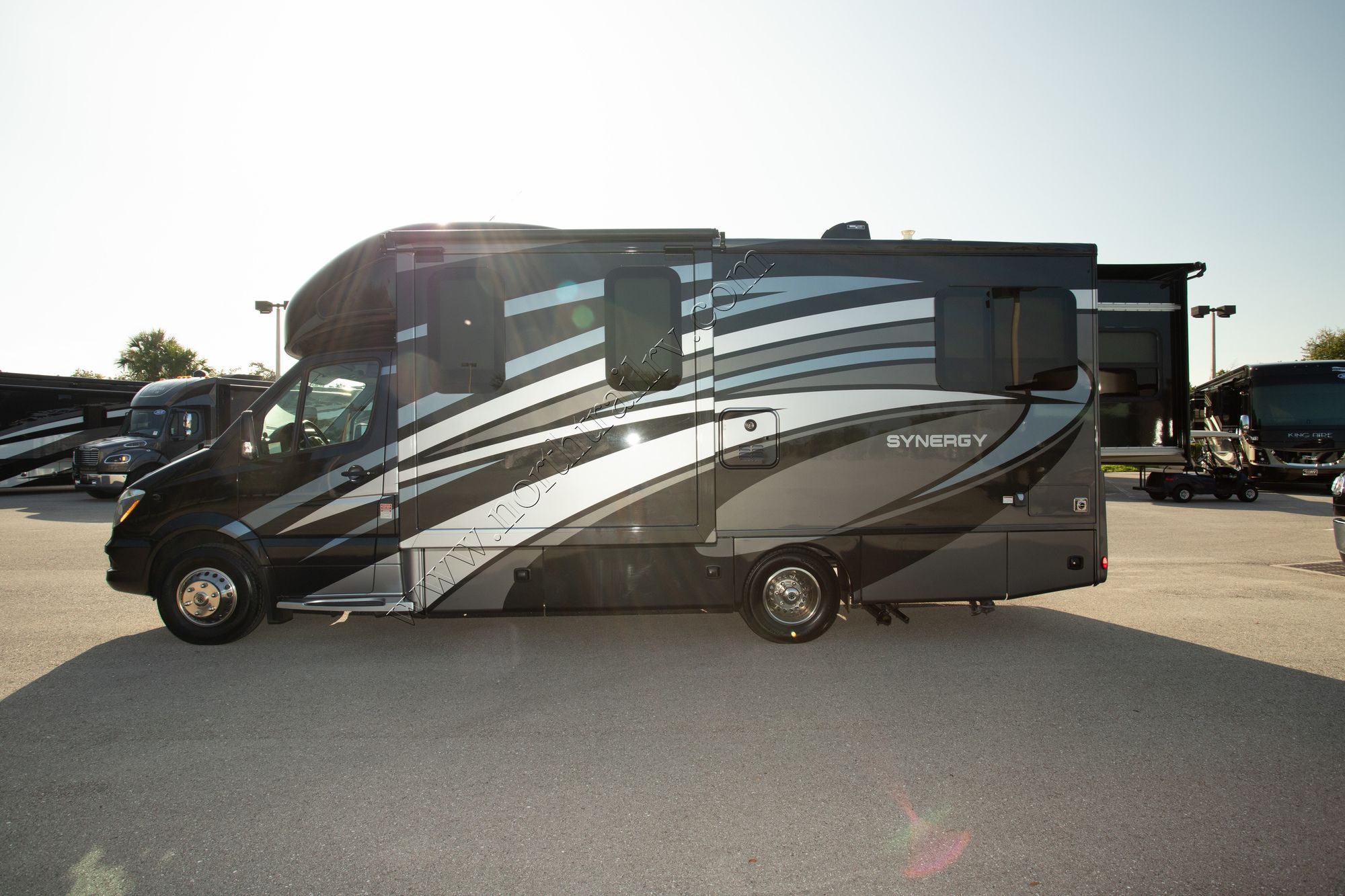 Used 2019 Thor Synergy 24SK Class C  For Sale