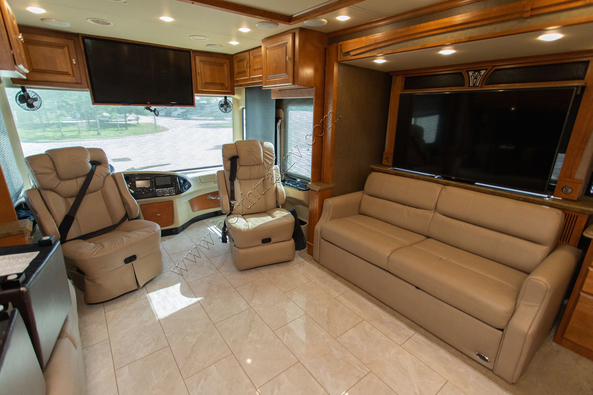 Used 2017 Tiffin Motor Homes Phaeton 40IH Class A  For Sale