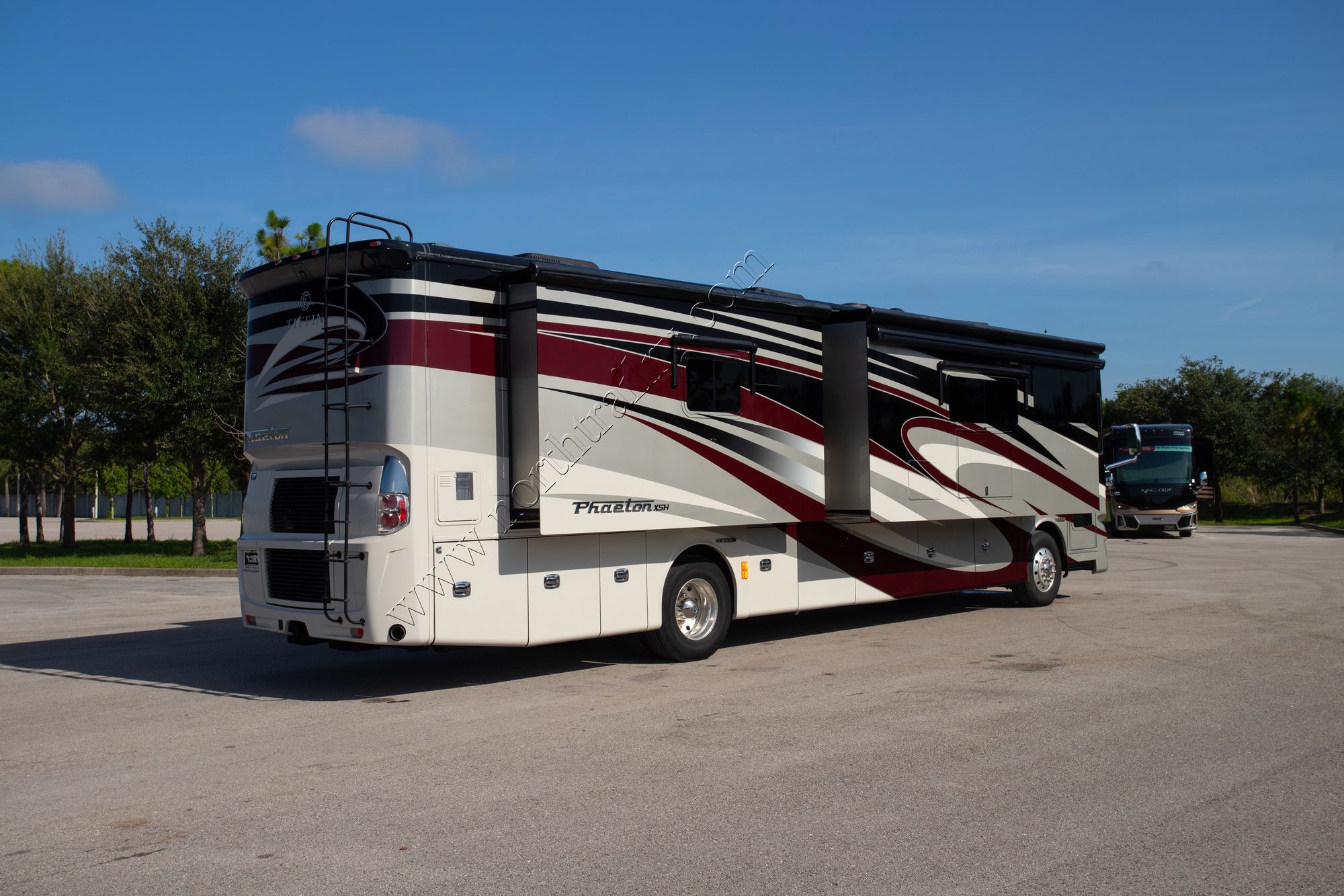 Used 2017 Tiffin Motor Homes Phaeton 40IH Class A  For Sale