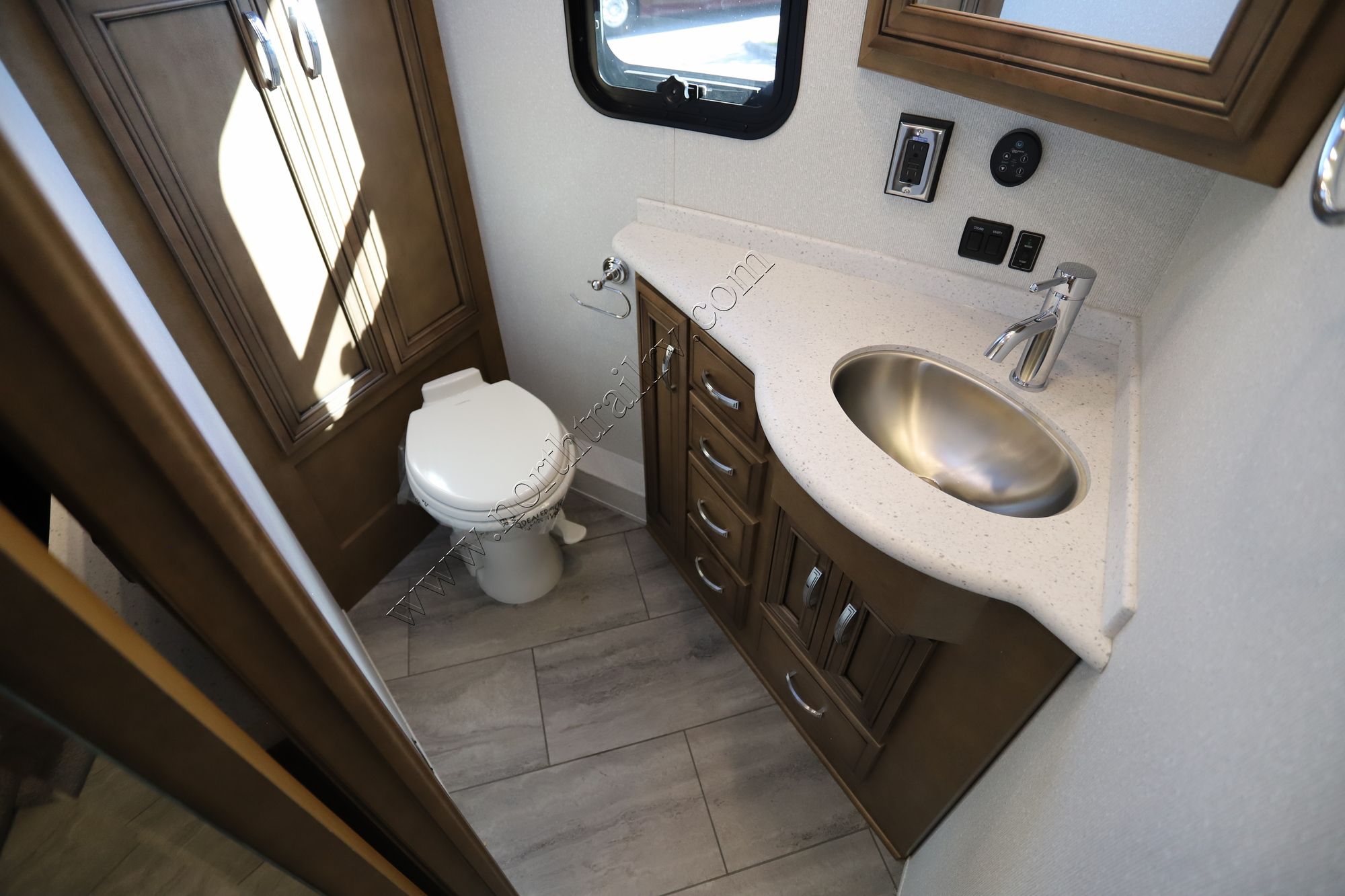 New 2021 Newmar Bay Star 3616 Class A  For Sale