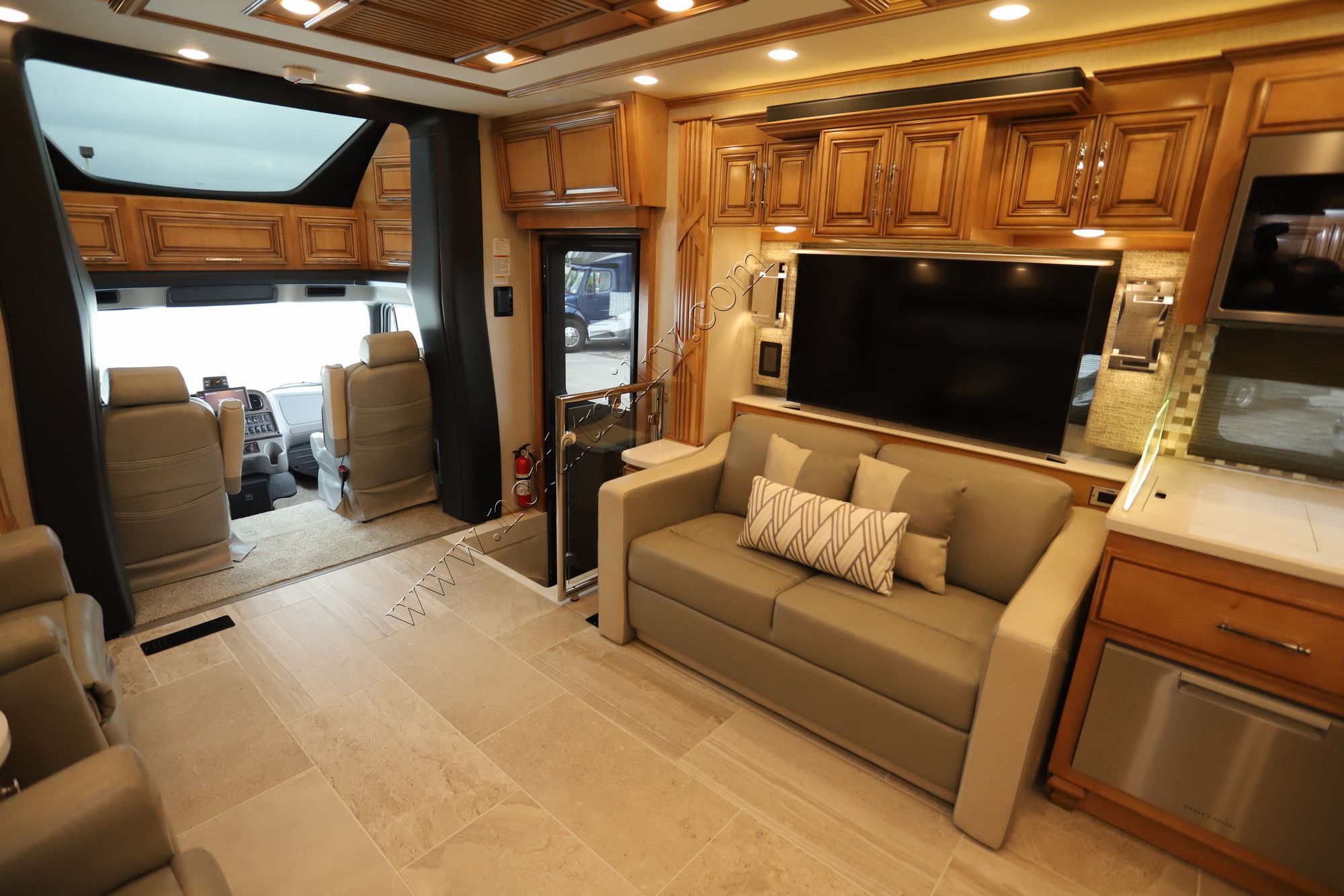 New 2022 Newmar Supreme Aire 4573 Super C  For Sale