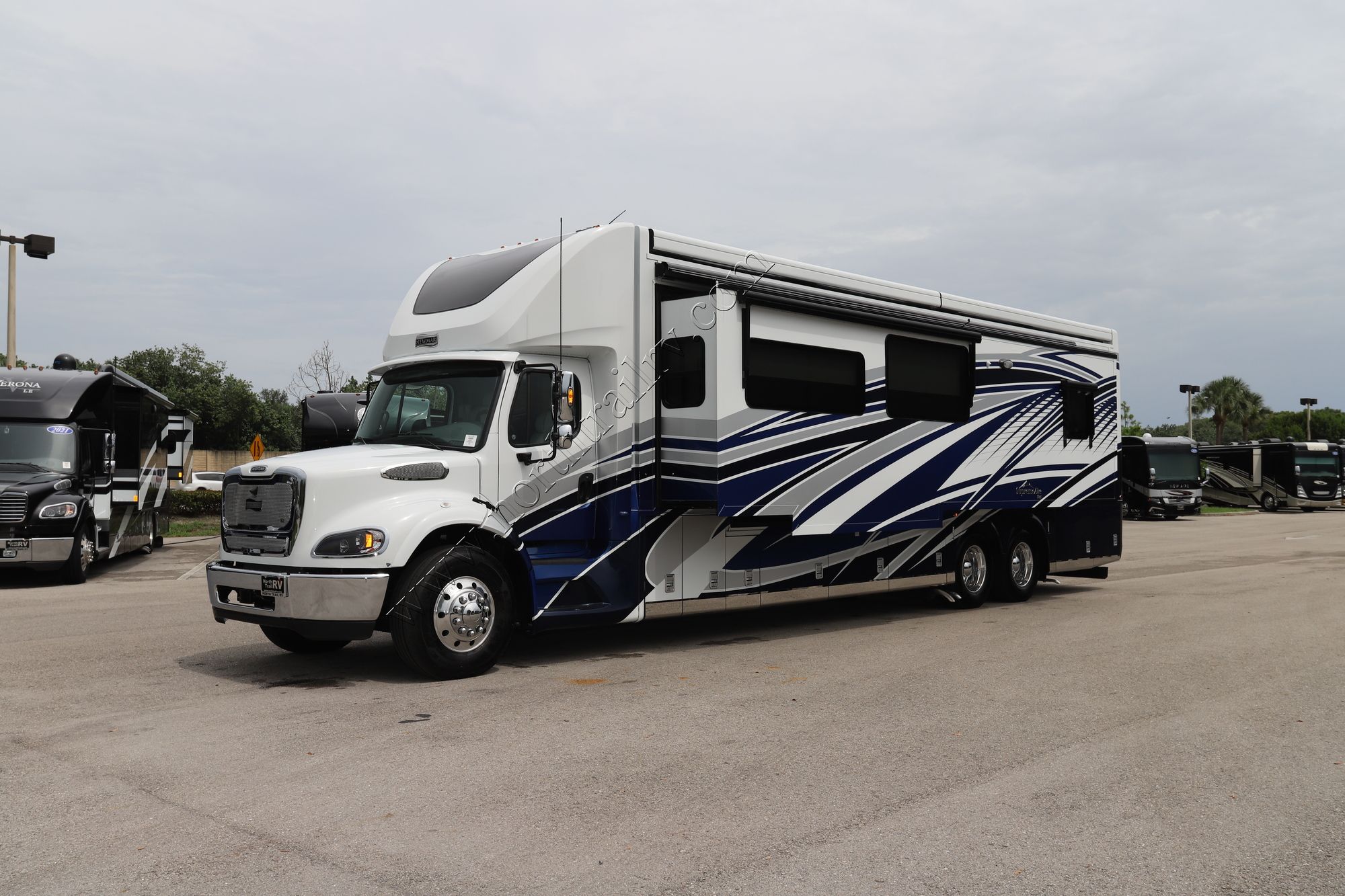 New 2022 Newmar Supreme Aire 4573 Super C  For Sale