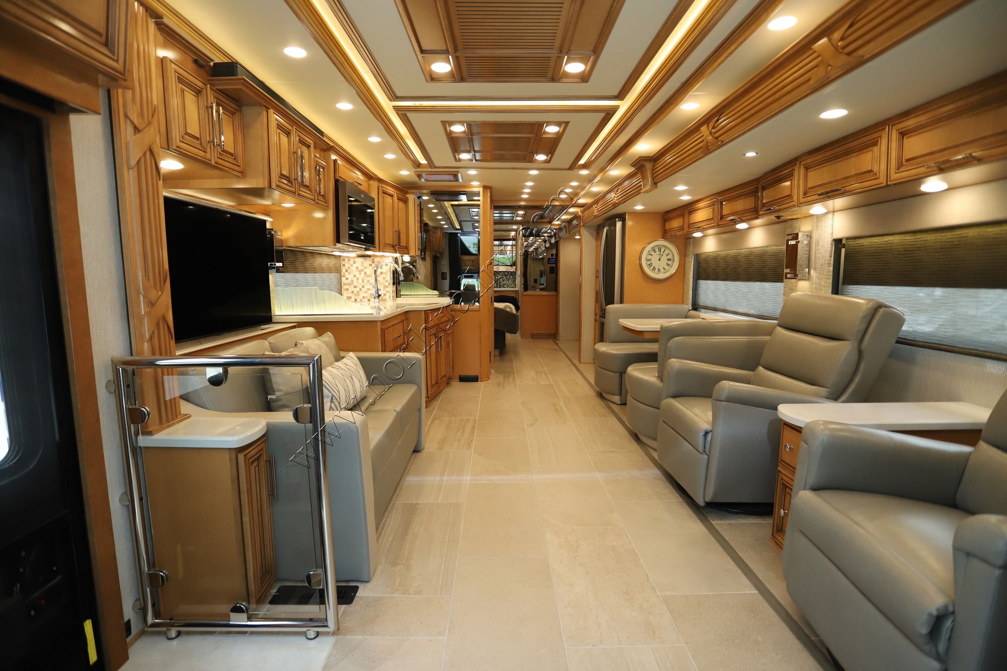 New 2022 Newmar Supreme Aire 4573 Super C  For Sale