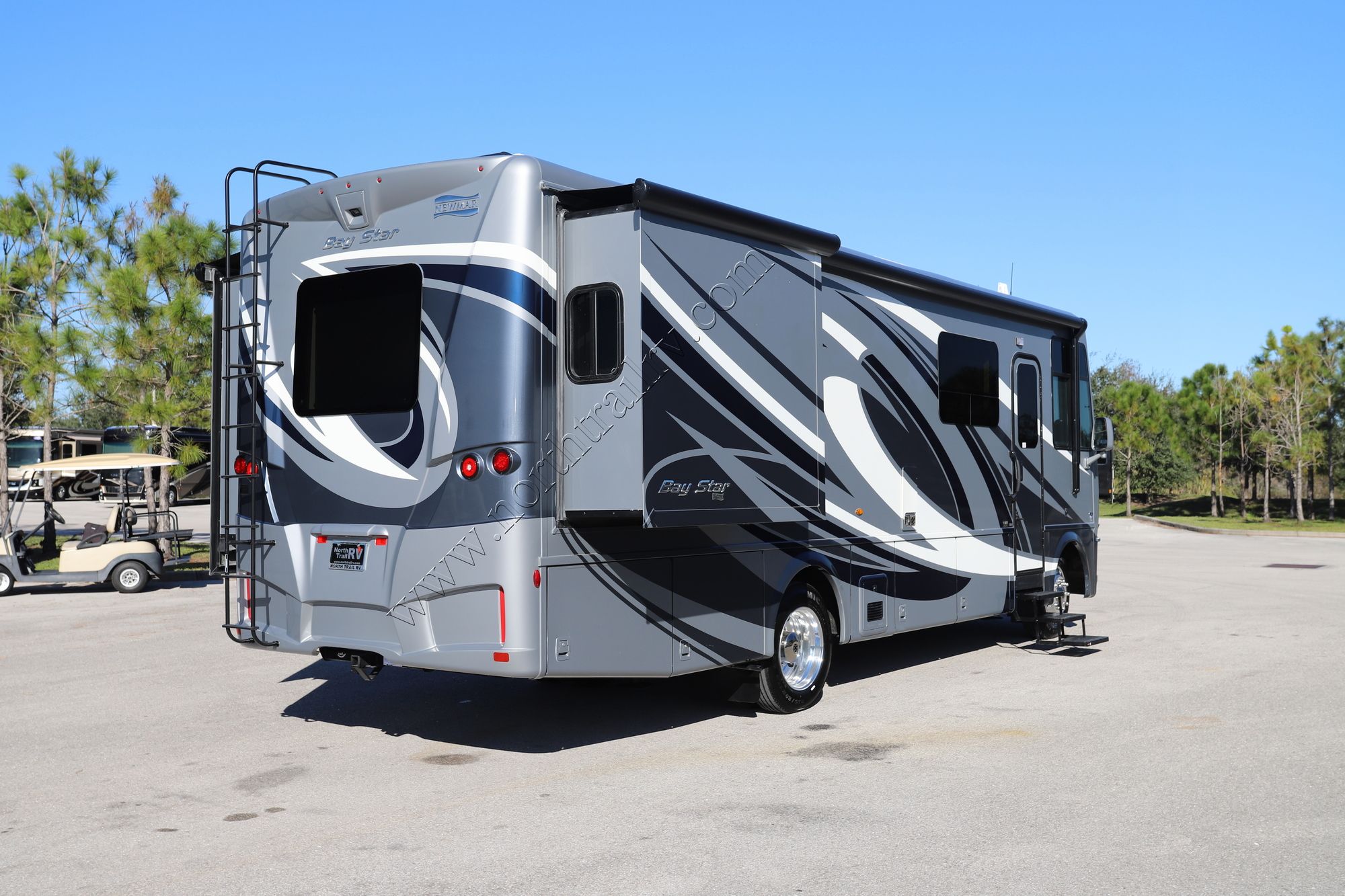 New 2021 Newmar Bay Star 3014 Class A  For Sale