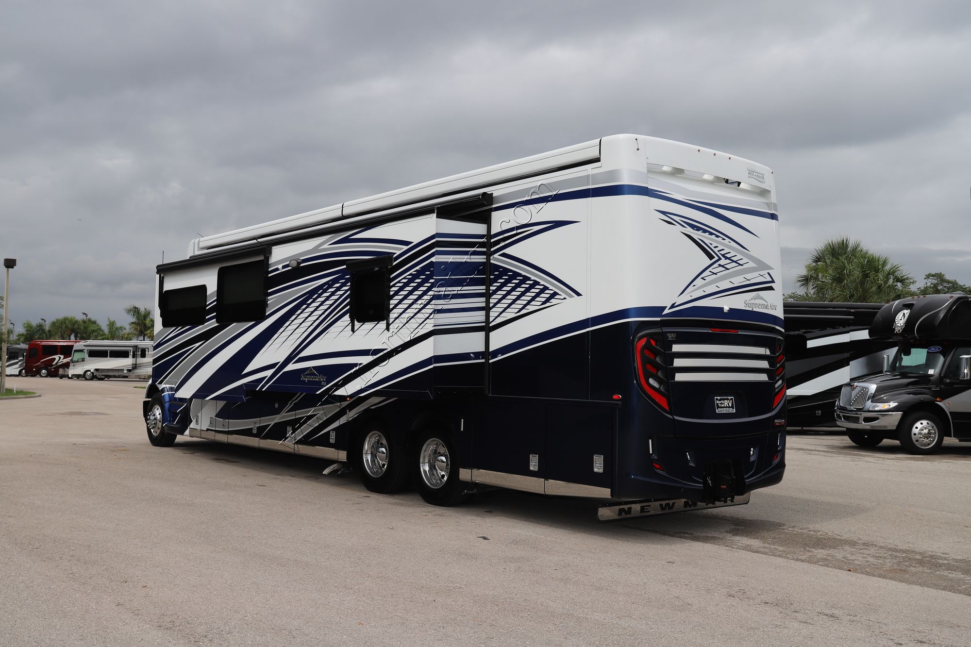 New 2022 Newmar Supreme Aire 4573 Super C  For Sale