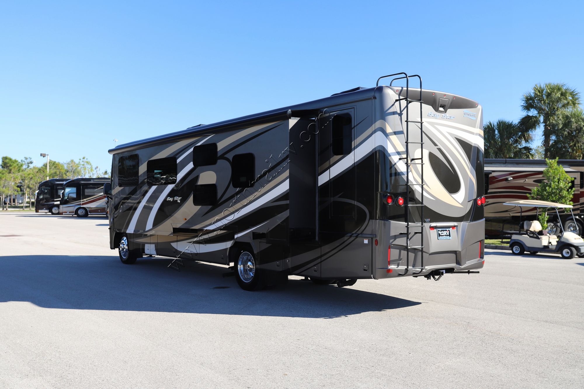 New 2021 Newmar Bay Star 3616 Class A  For Sale