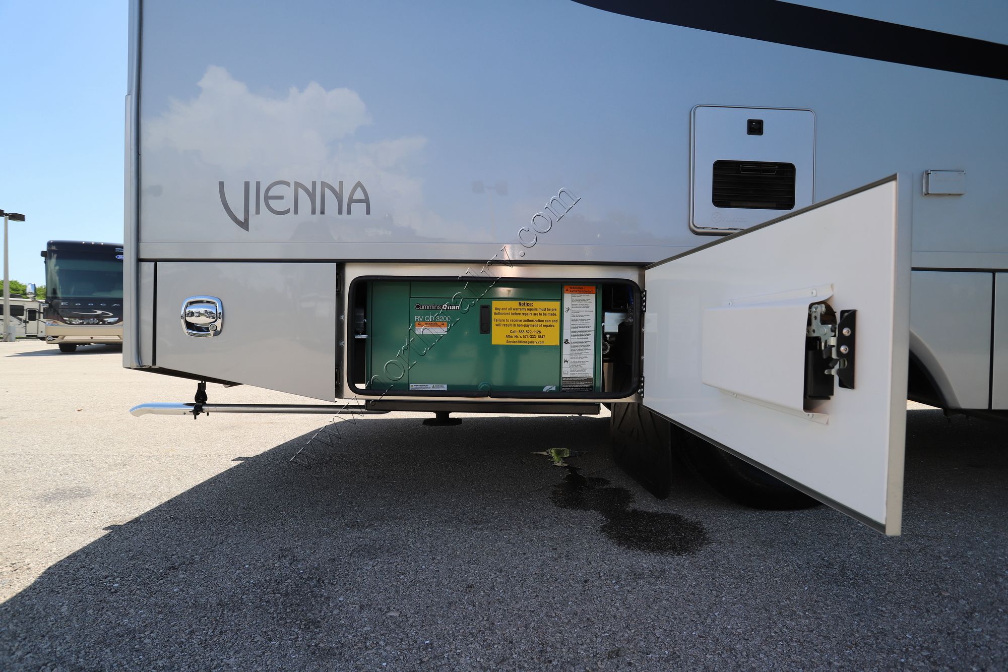 New 2022 Renegade Rv Vienna 25VFWC Class C  For Sale