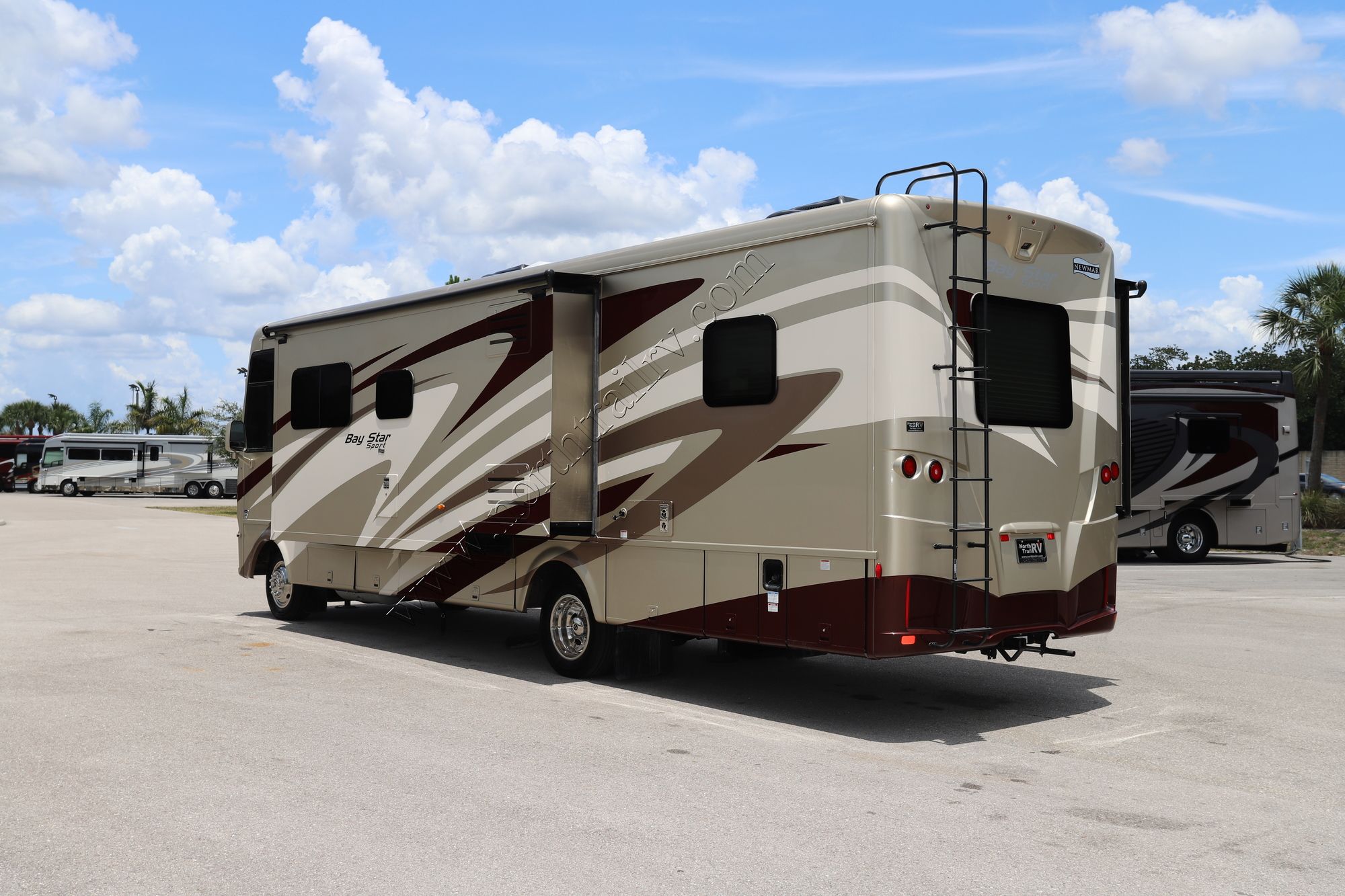 New 2021 Newmar Bay Star Sport 3226 Class A  For Sale