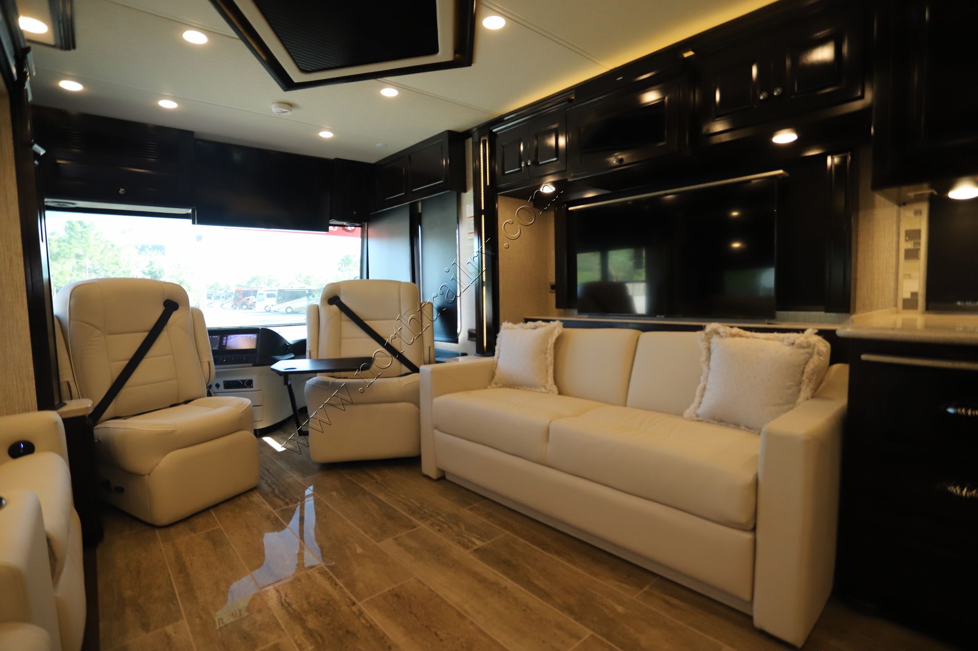 New 2021 Newmar Dutch Star 4369 Class A  For Sale