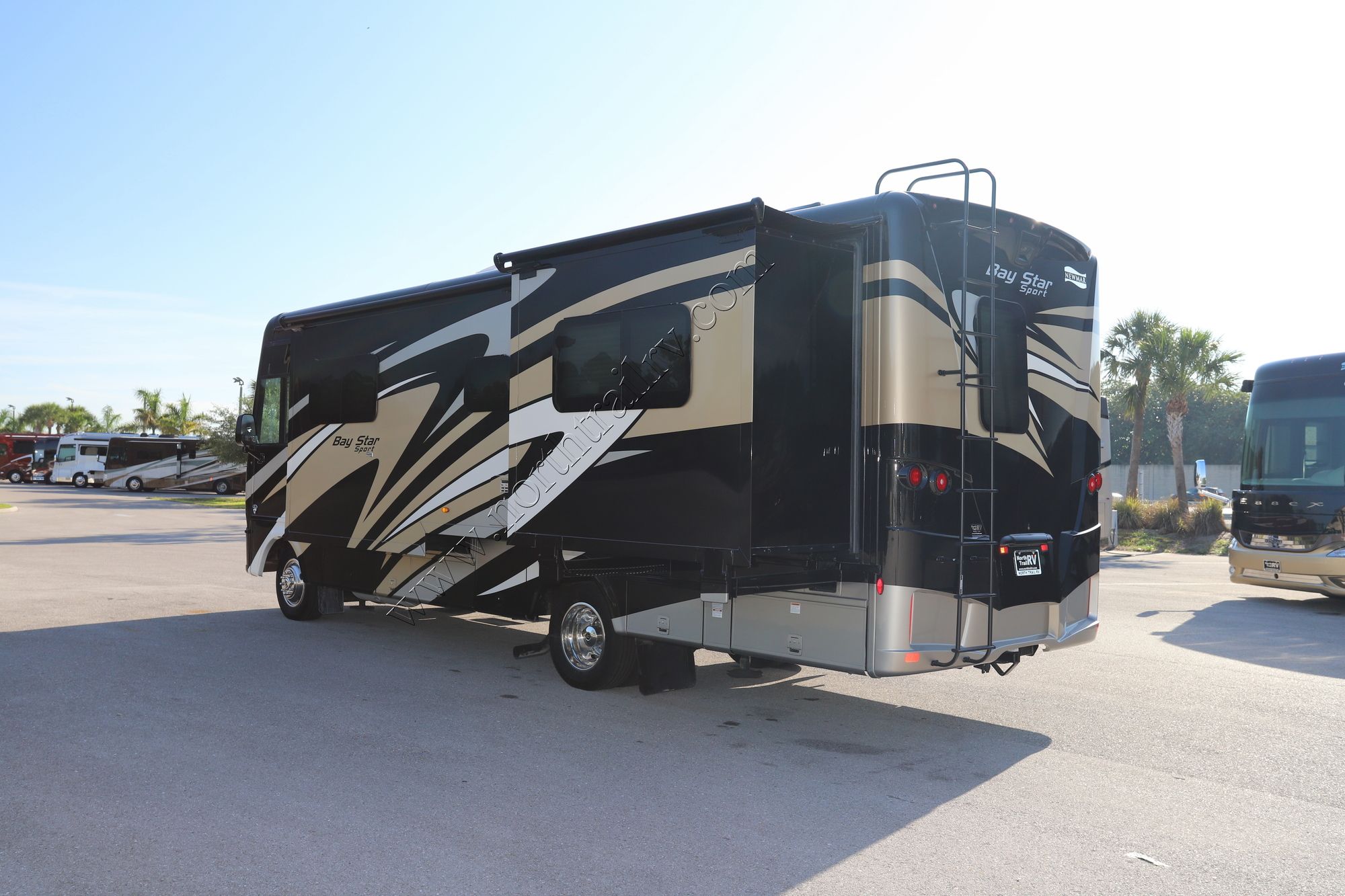 New 2021 Newmar Bay Star Sport 2905 Class A  For Sale