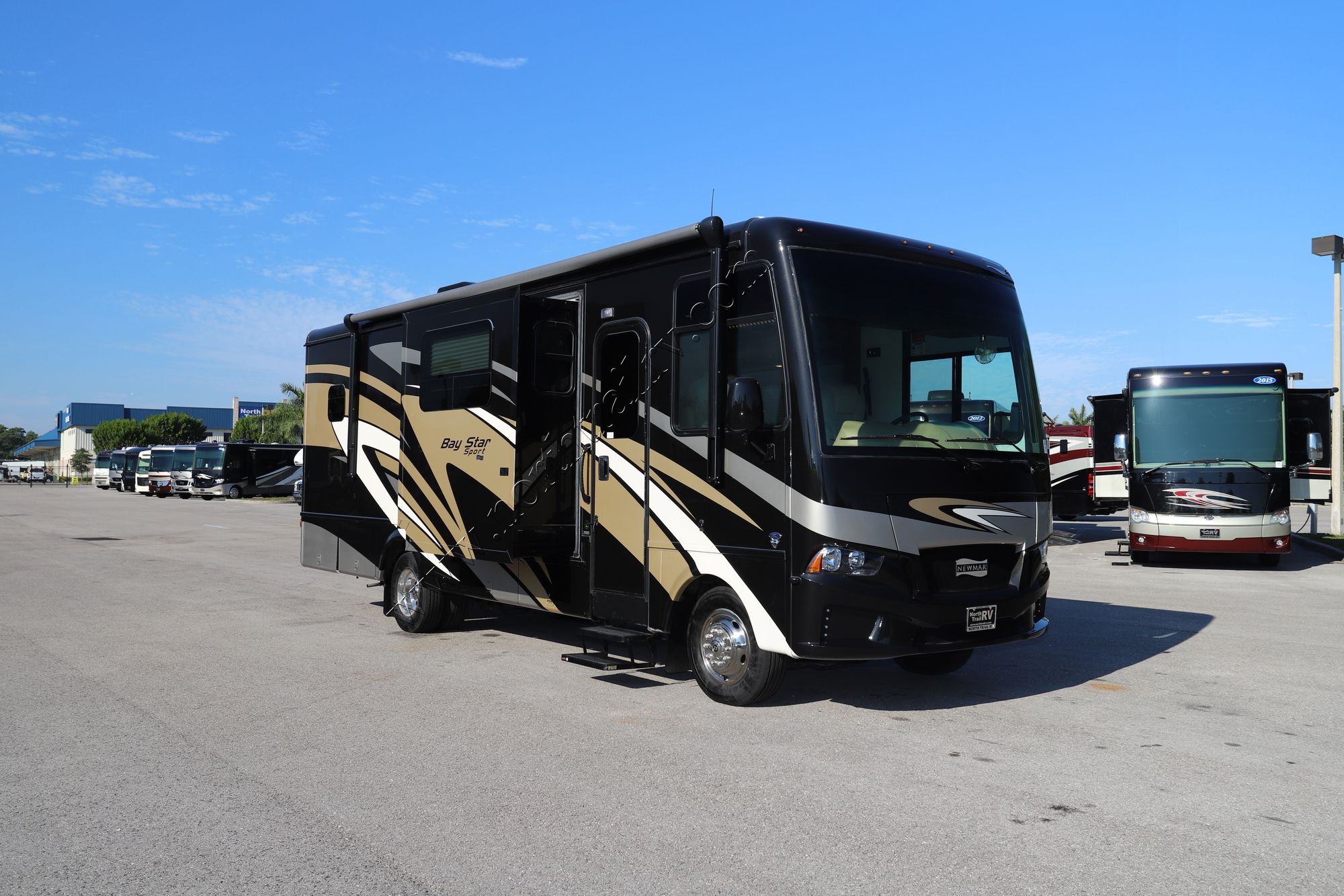 New 2021 Newmar Bay Star Sport 2905 Class A  For Sale