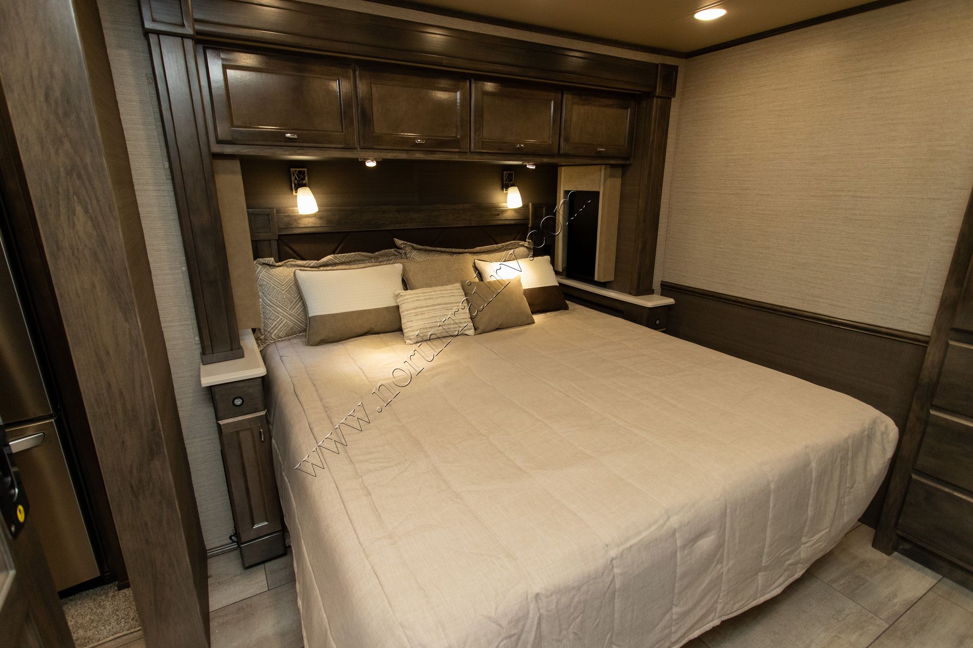 New 2022 Tiffin Motor Homes Allegro 34PA Class A  For Sale