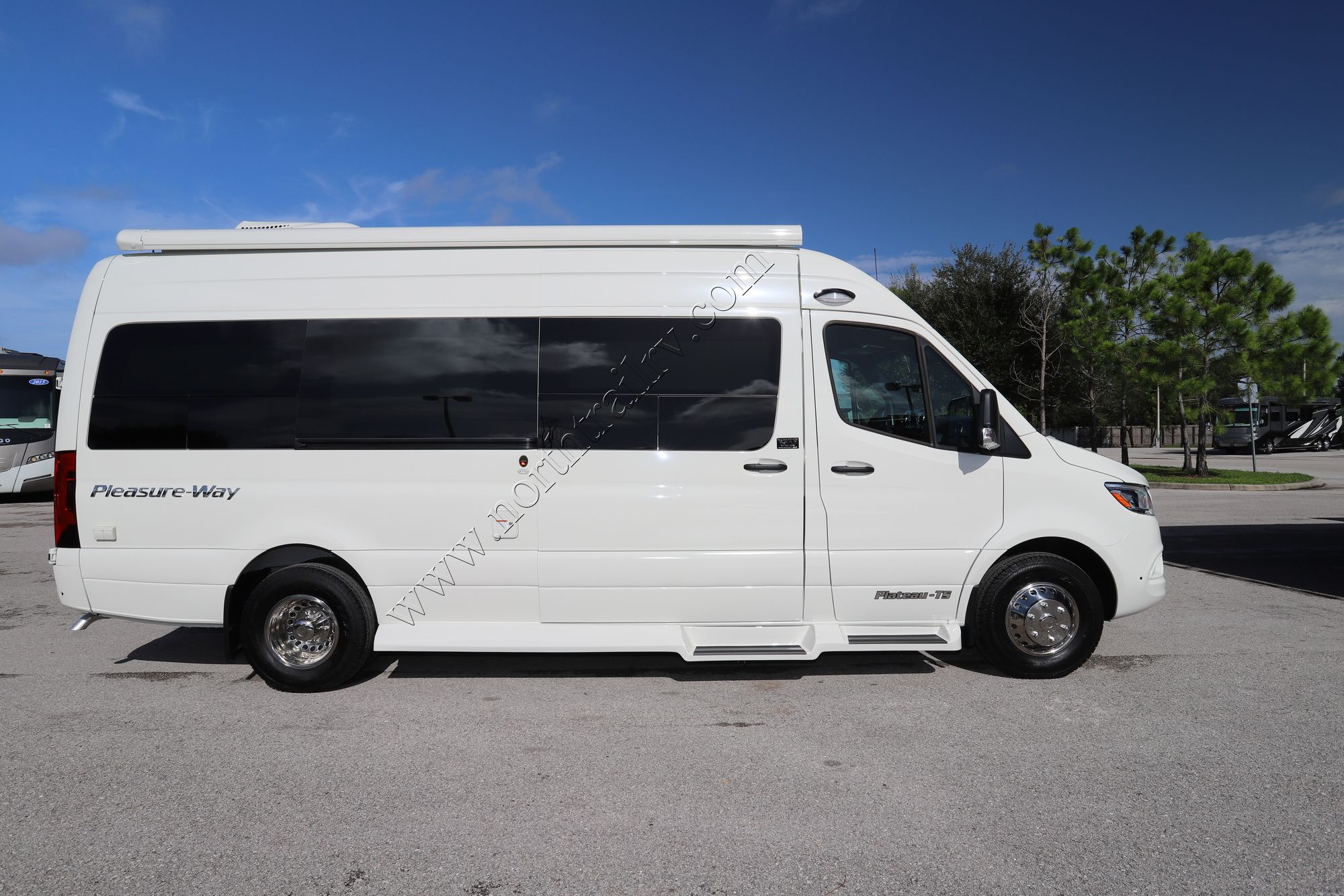 New 2022 Pleasure-Way Plateau TS Class B  For Sale