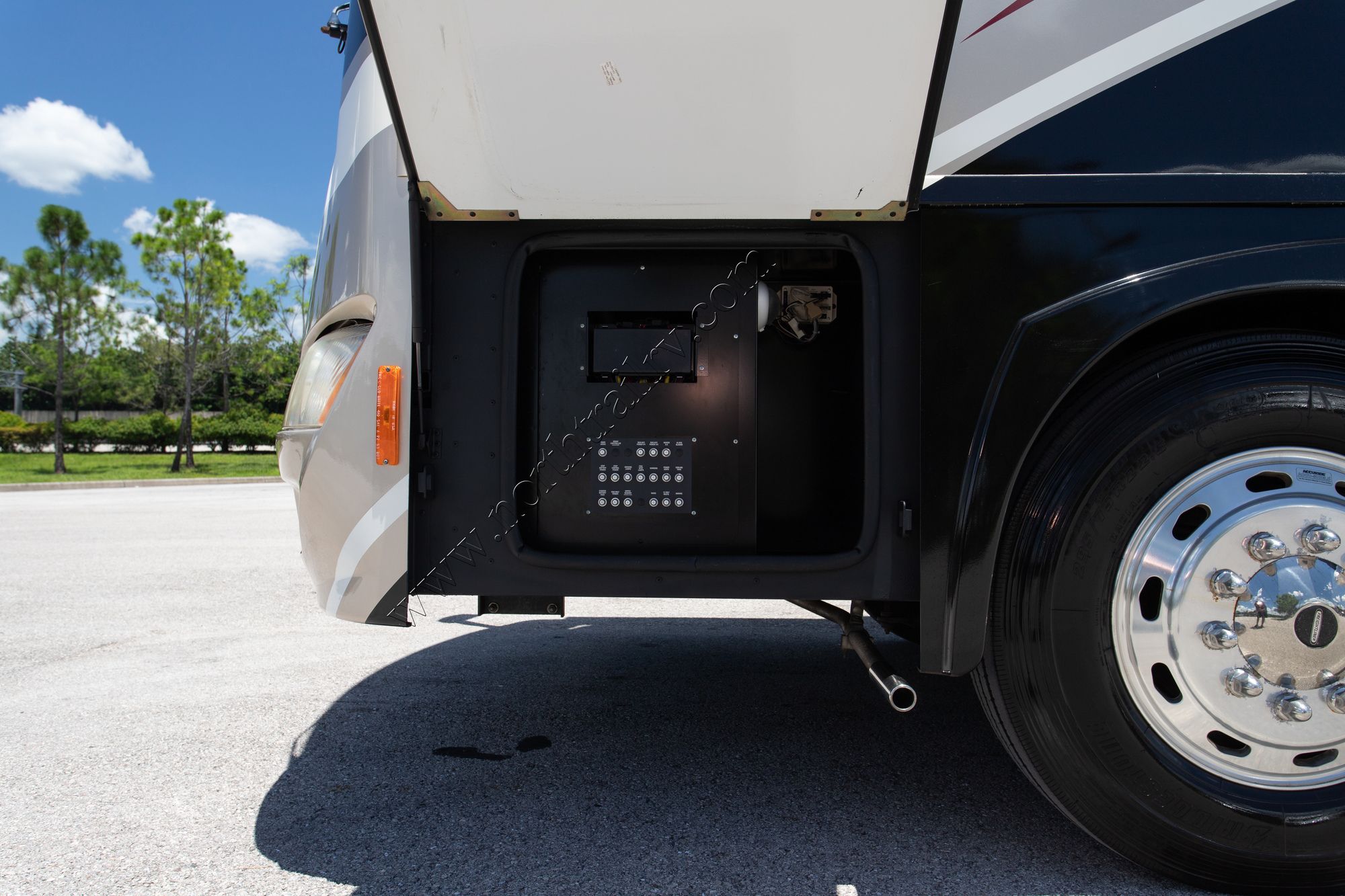 Used 2010 Winnebago Journey Express 34Y Class A  For Sale
