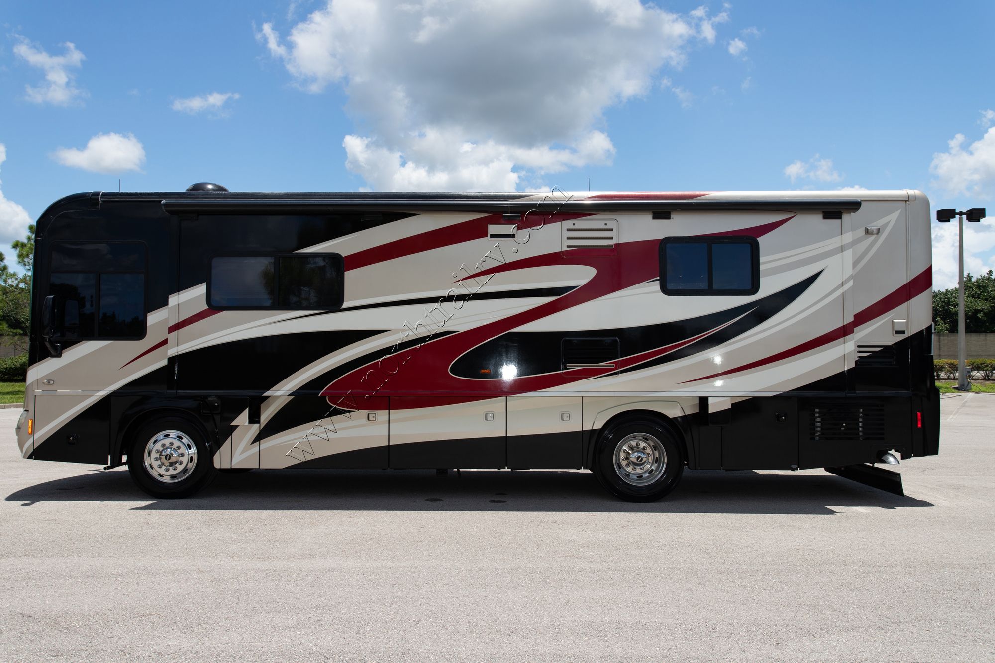 Used 2010 Winnebago Journey Express 34Y Class A  For Sale