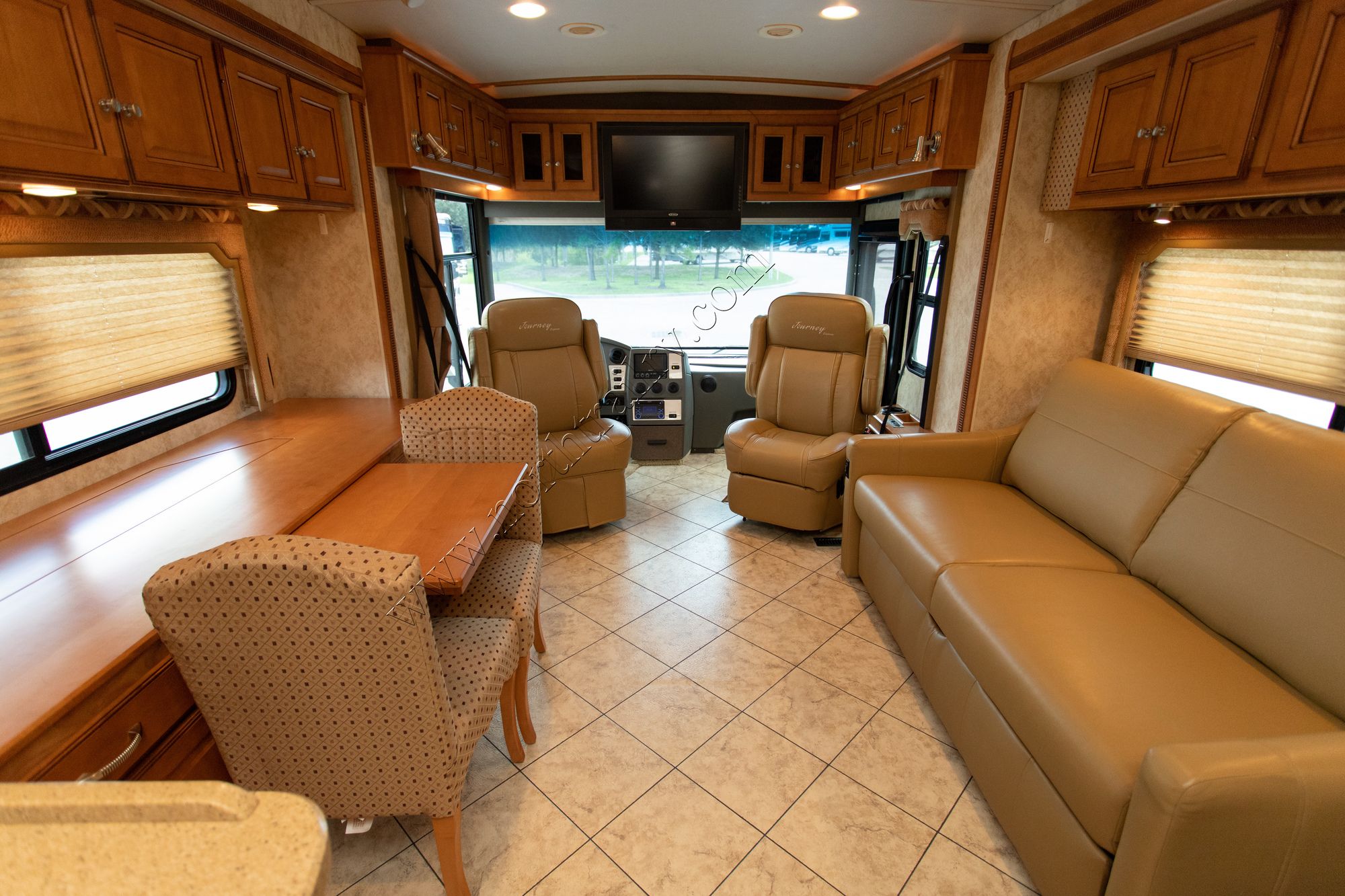 Used 2010 Winnebago Journey Express 34Y Class A  For Sale