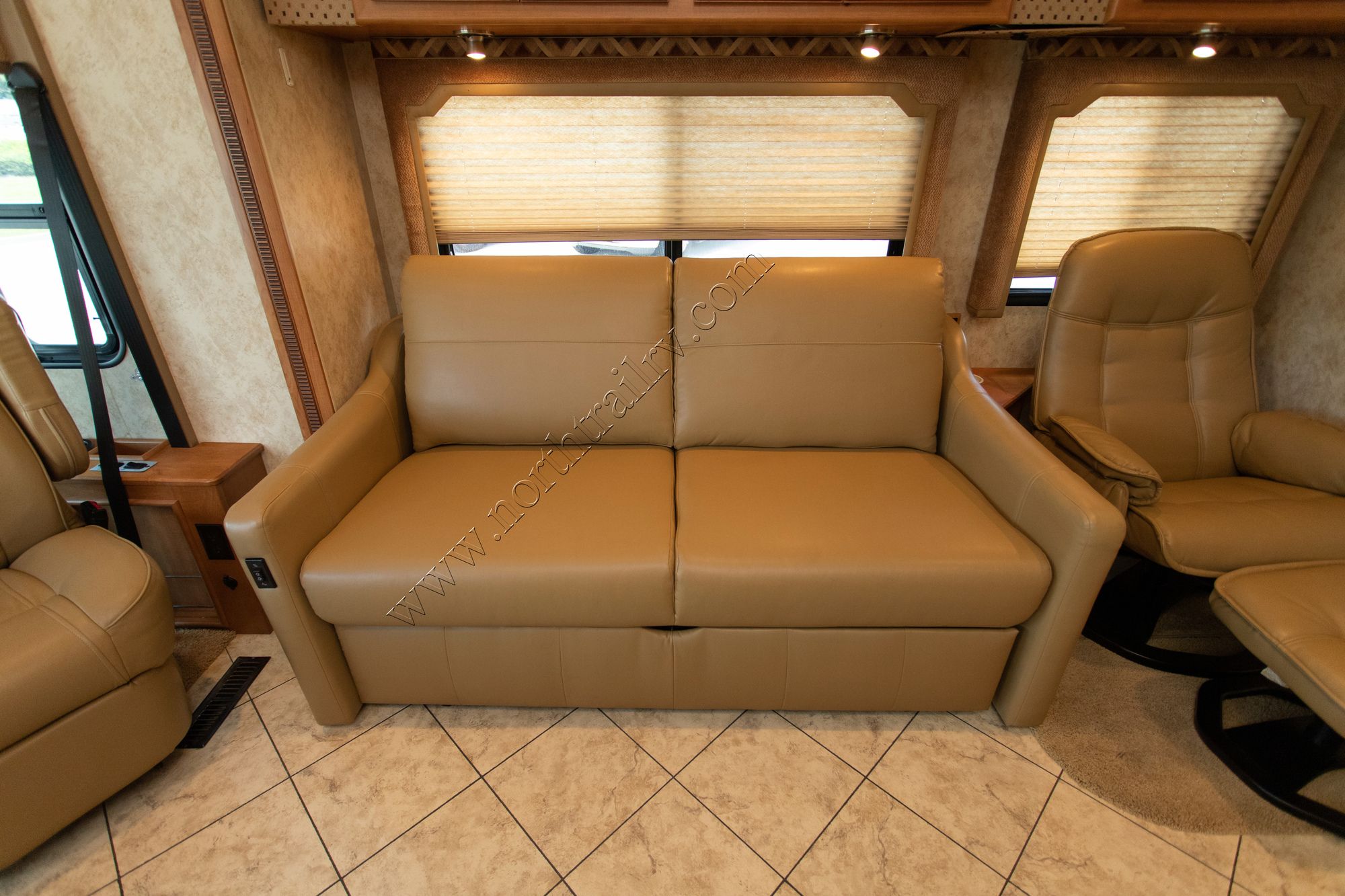 Used 2010 Winnebago Journey Express 34Y Class A  For Sale