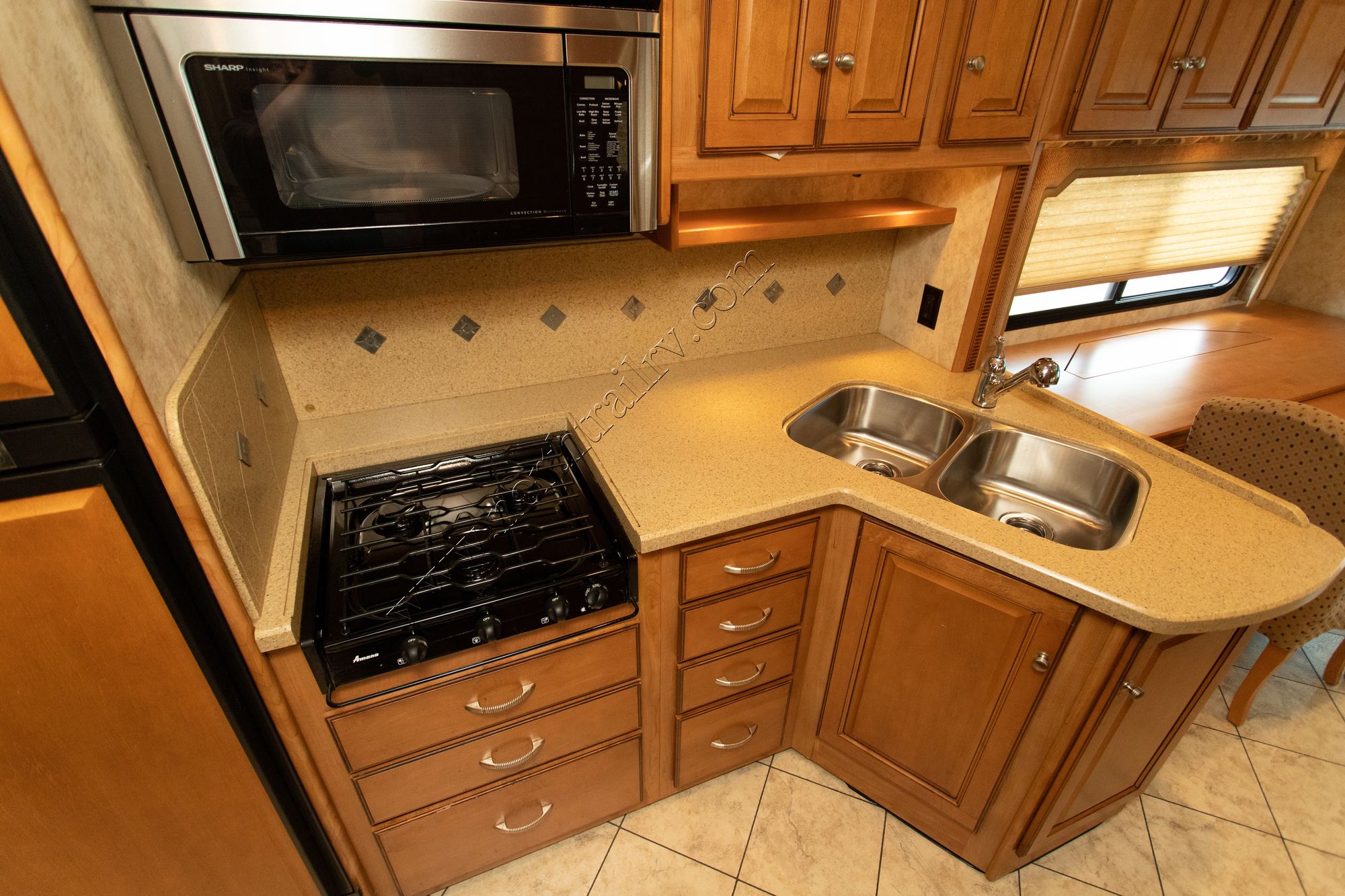 Used 2010 Winnebago Journey Express 34Y Class A  For Sale