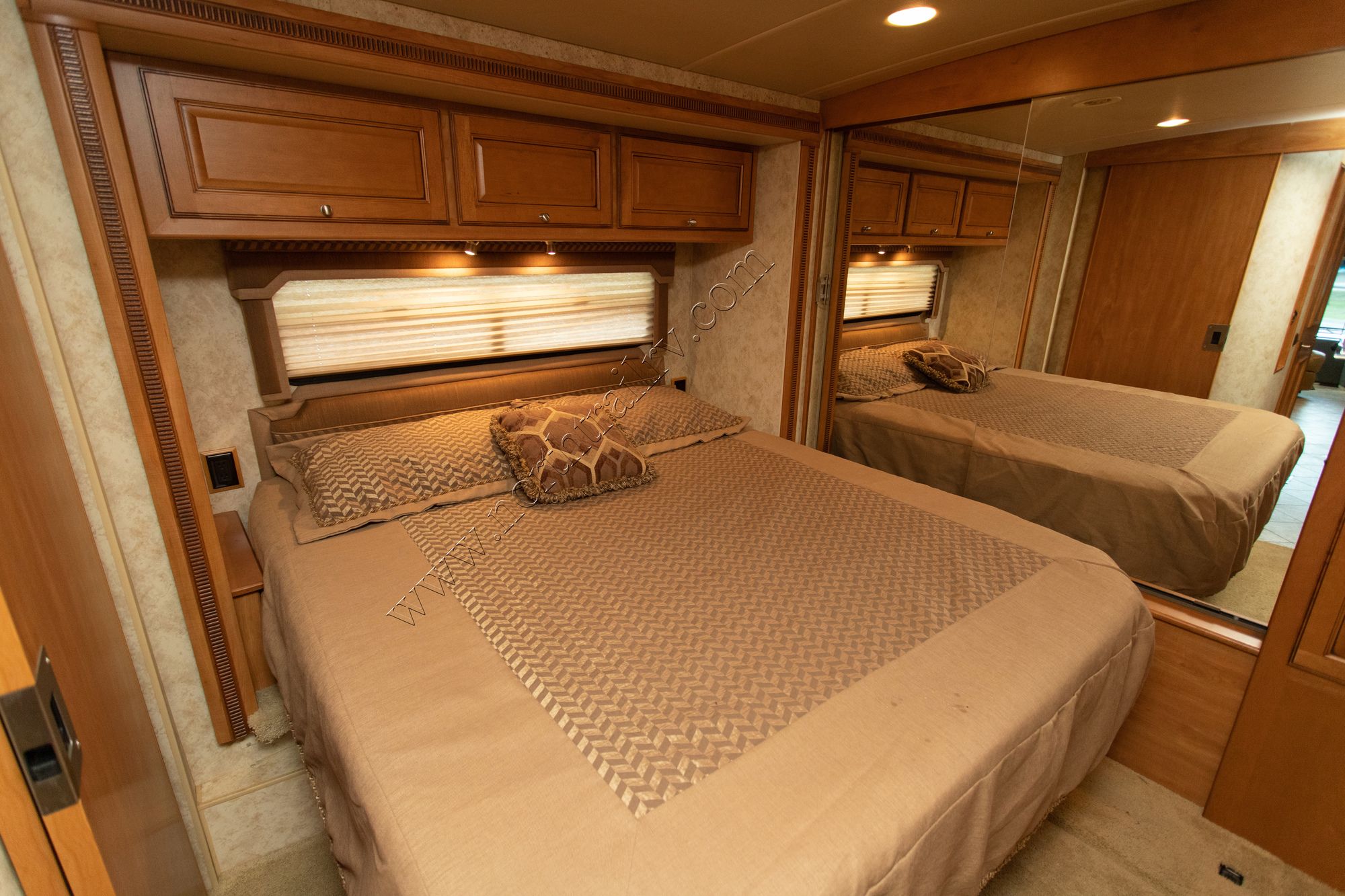Used 2010 Winnebago Journey Express 34Y Class A  For Sale