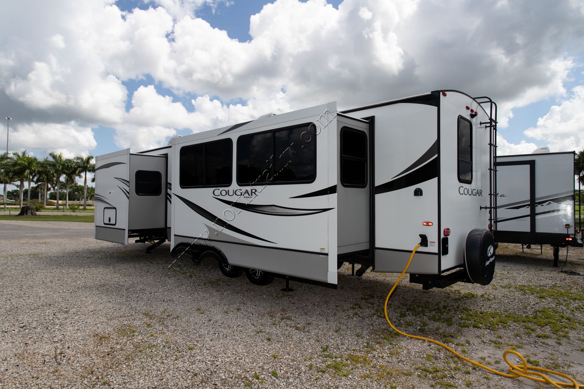 Used 2021 Keystone Cougar 30RKD Travel Trailer  For Sale