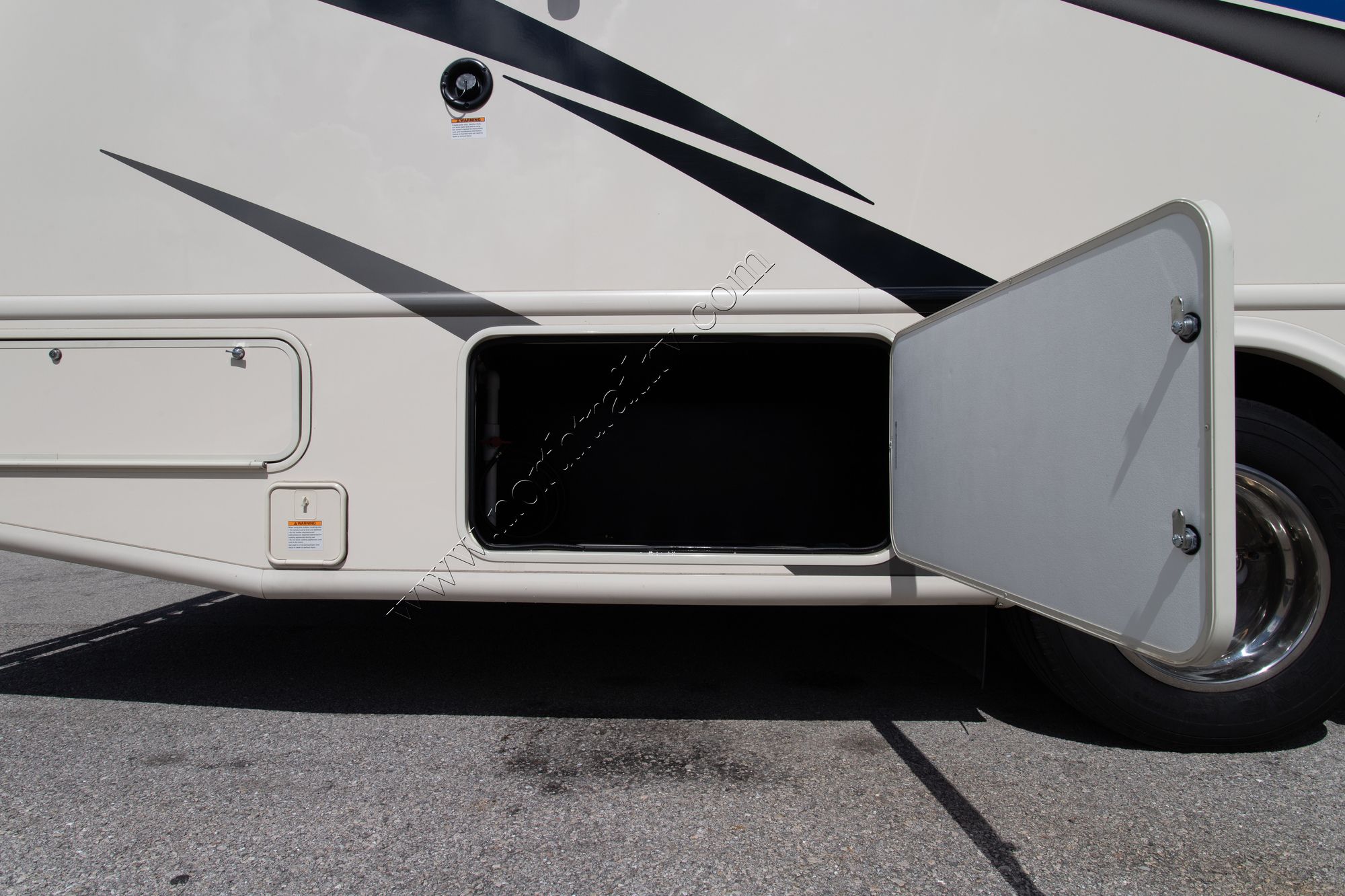 Used 2021 Thor Ace 32.3 Class A  For Sale