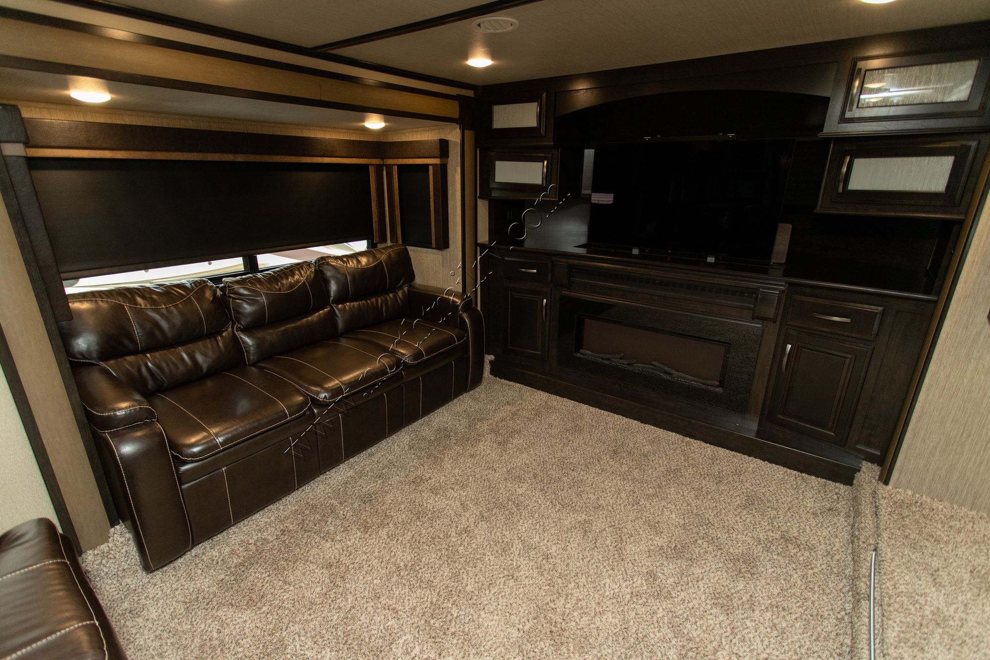 Used 2018 Grand Design Momentum 376TH Fifth Wheel  For Sale