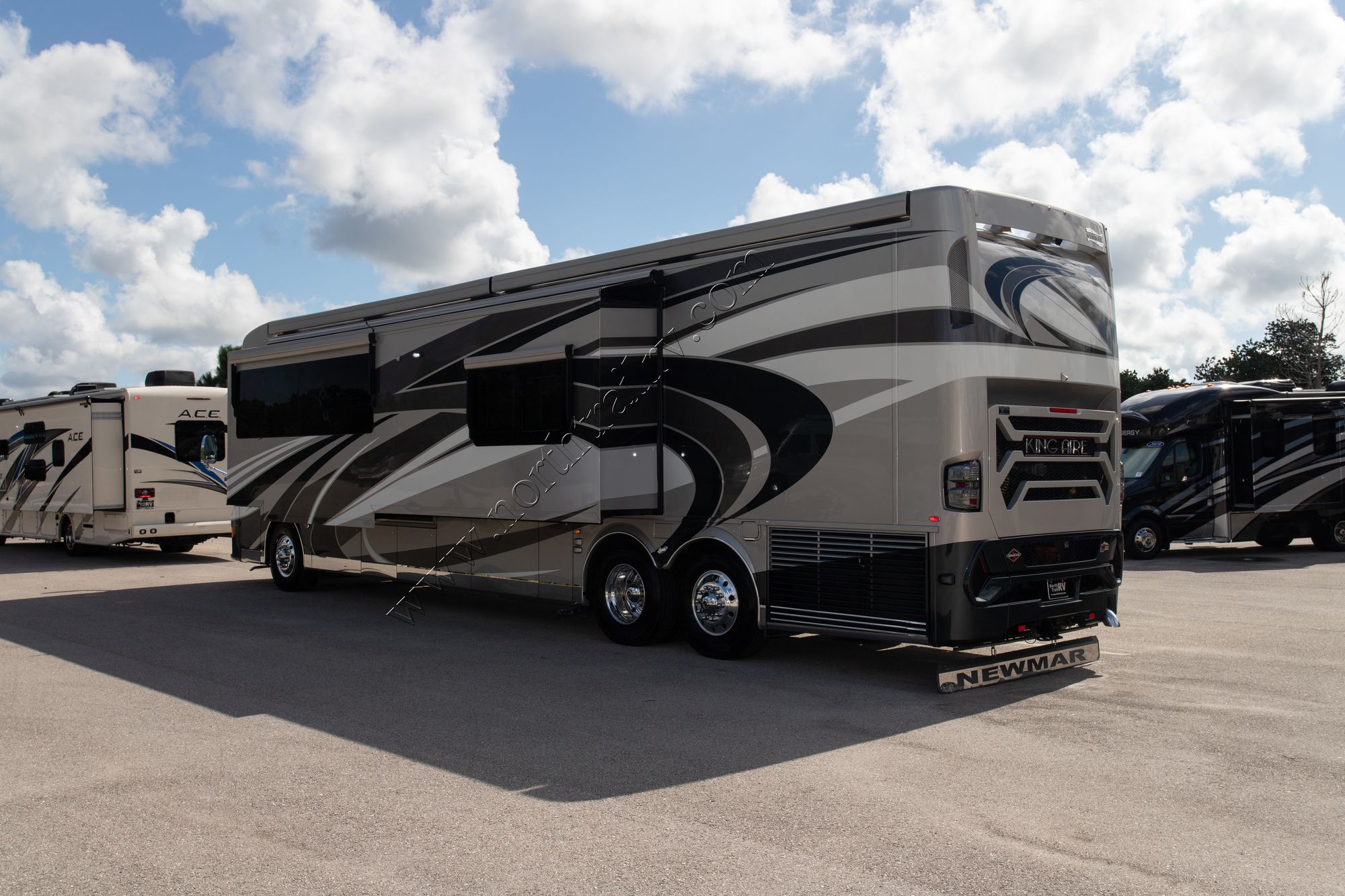 New 2021 Newmar King Aire 4531 Class A  For Sale