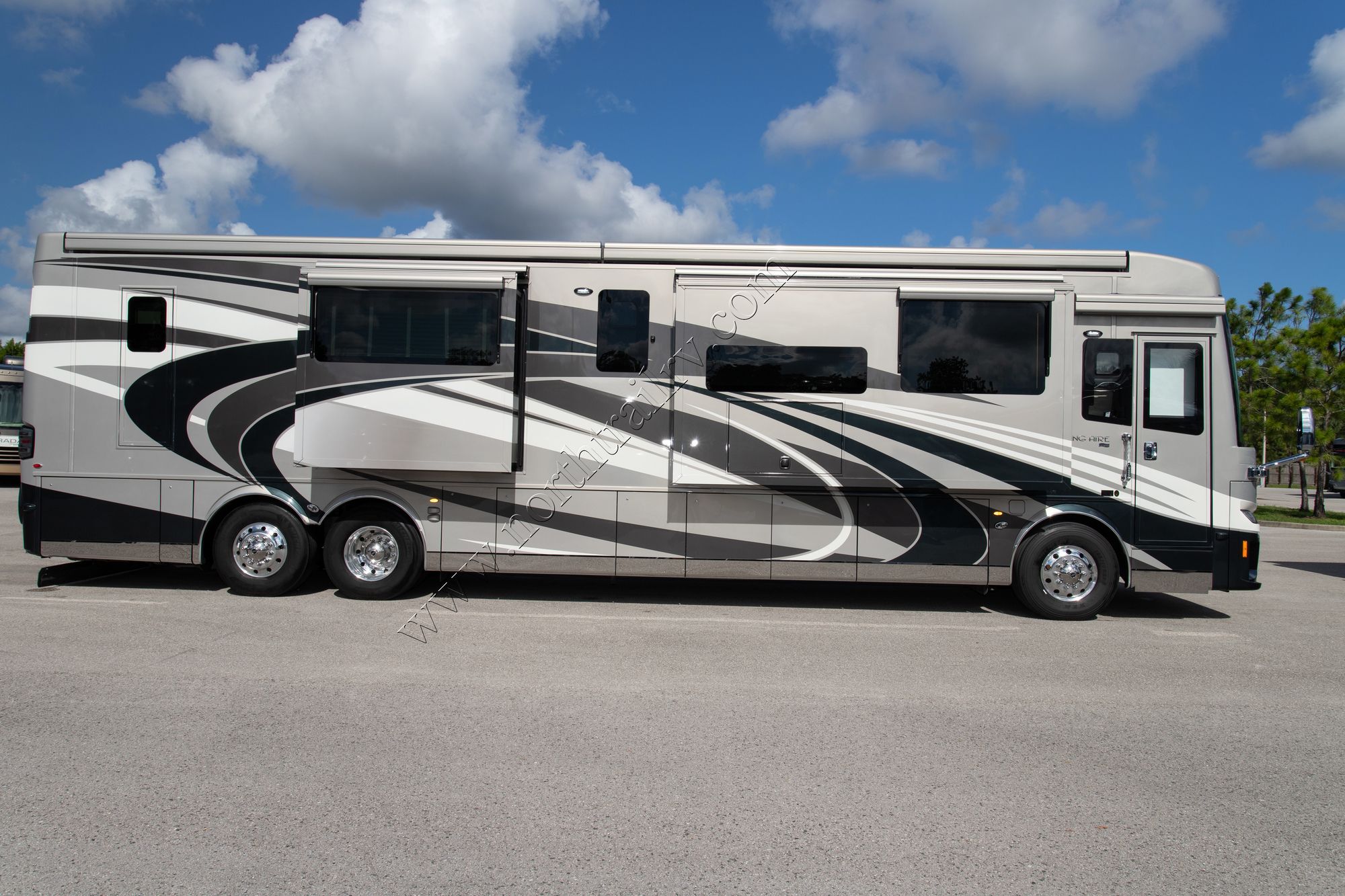 New 2021 Newmar King Aire 4531 Class A  For Sale