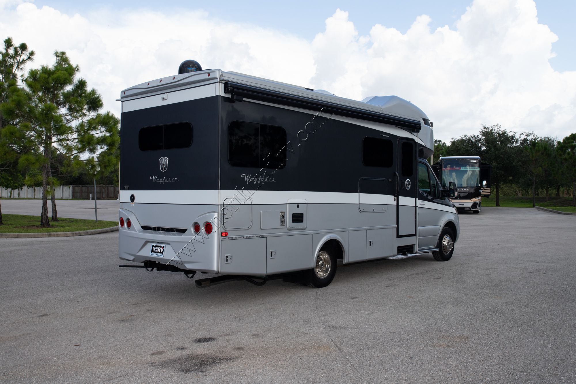 Used 2020 Tiffin Motor Homes Wayfarer 25TW Class C  For Sale