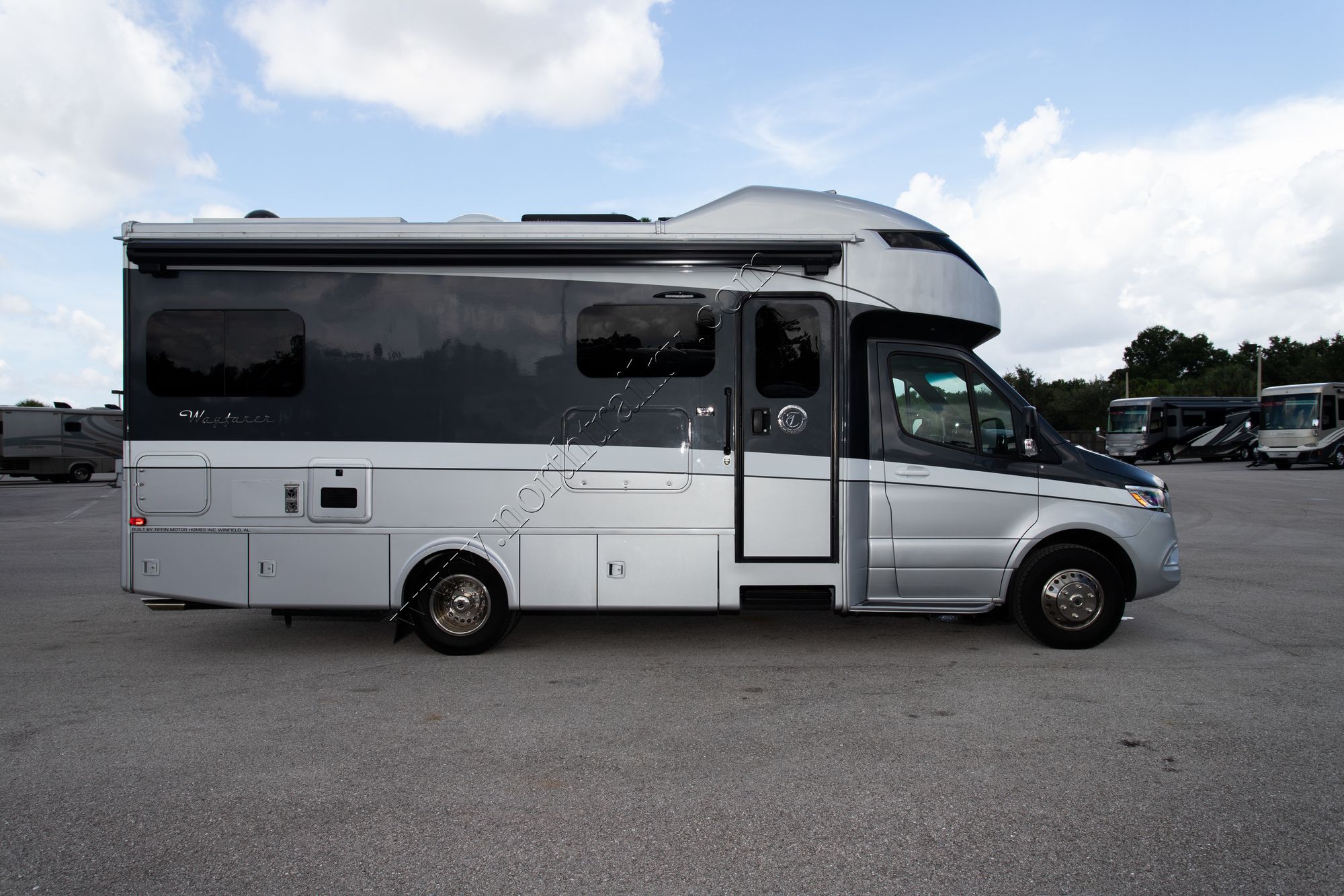 Used 2020 Tiffin Motor Homes Wayfarer 25TW Class C  For Sale