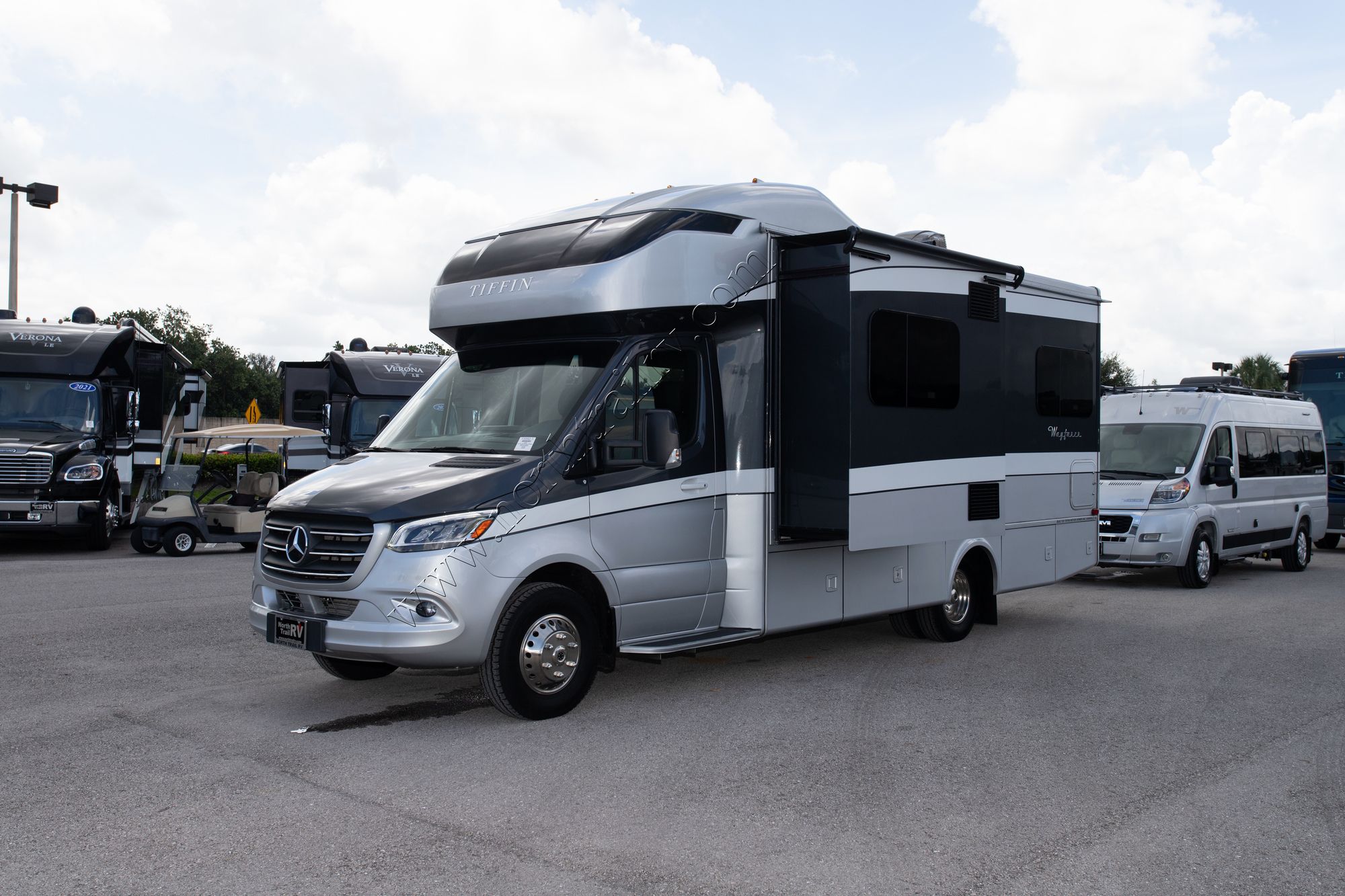 Used 2020 Tiffin Motor Homes Wayfarer 25TW Class C  For Sale