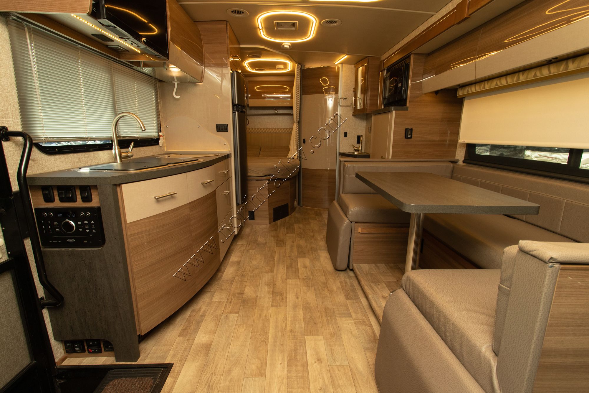 Used 2018 Winnebago View 24J Class C  For Sale