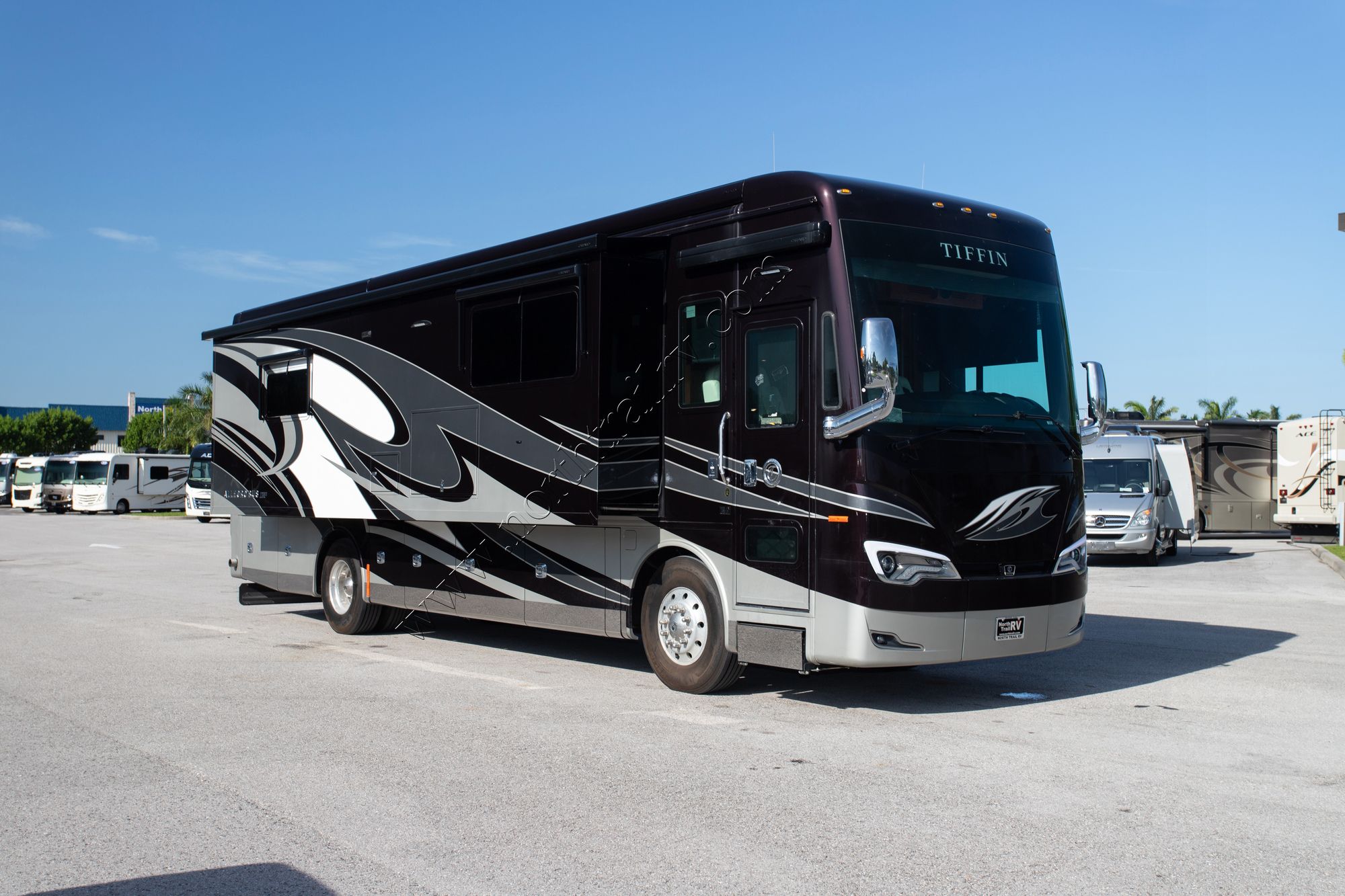 New 2021 Tiffin Motor Homes Allegro Bus 35CP Class A  For Sale