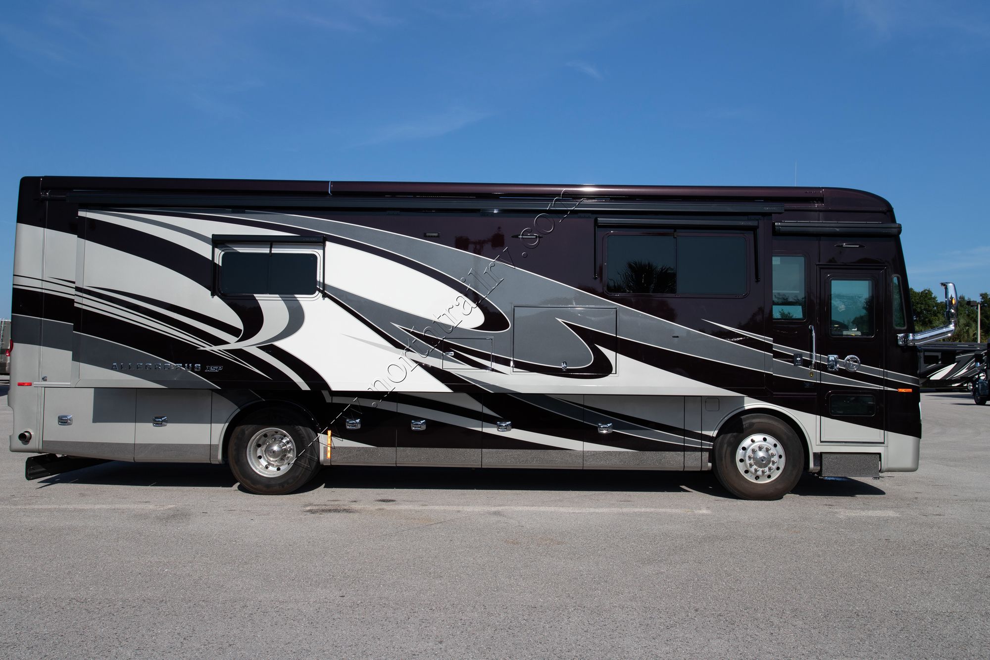 New 2021 Tiffin Motor Homes Allegro Bus 35CP Class A  For Sale