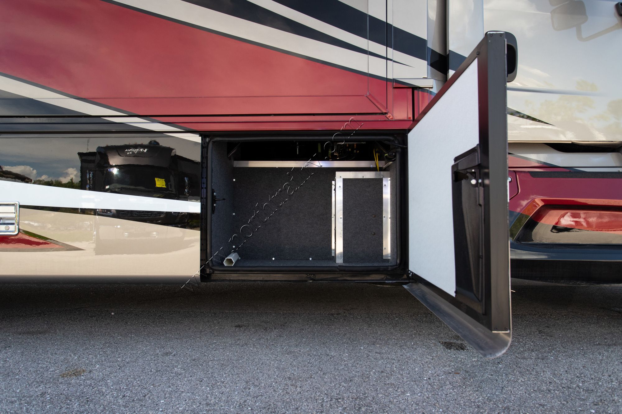 New 2021 Newmar Super Star 4061 Super C  For Sale