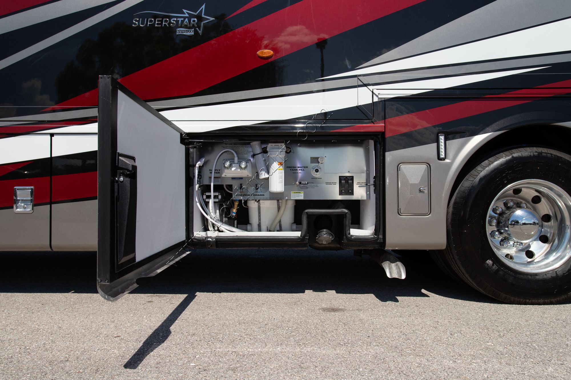 New 2021 Newmar Super Star 4061 Super C  For Sale