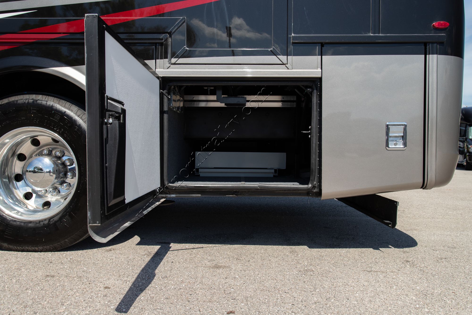 New 2021 Newmar Super Star 4061 Super C  For Sale