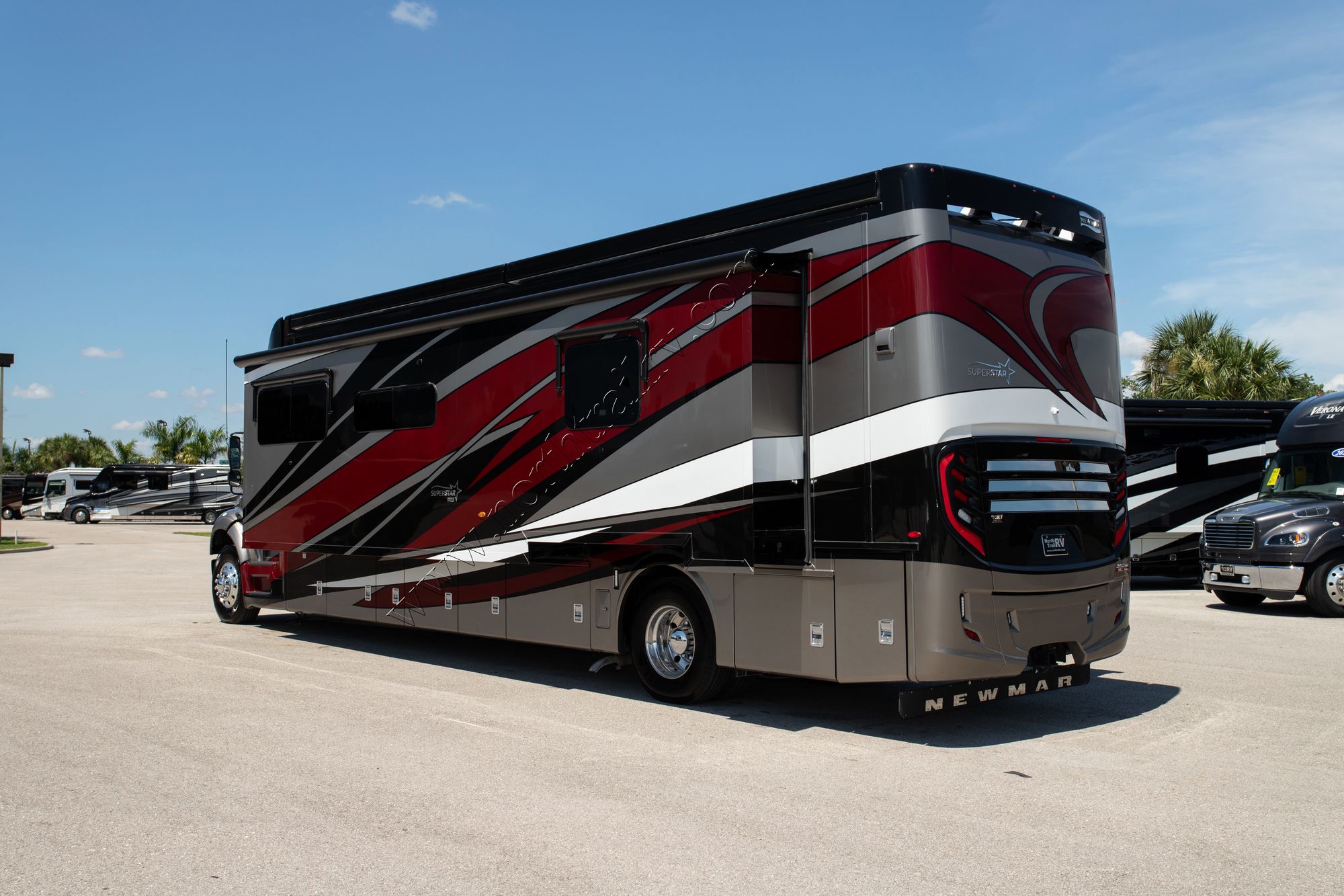 New 2021 Newmar Super Star 4061 Super C  For Sale