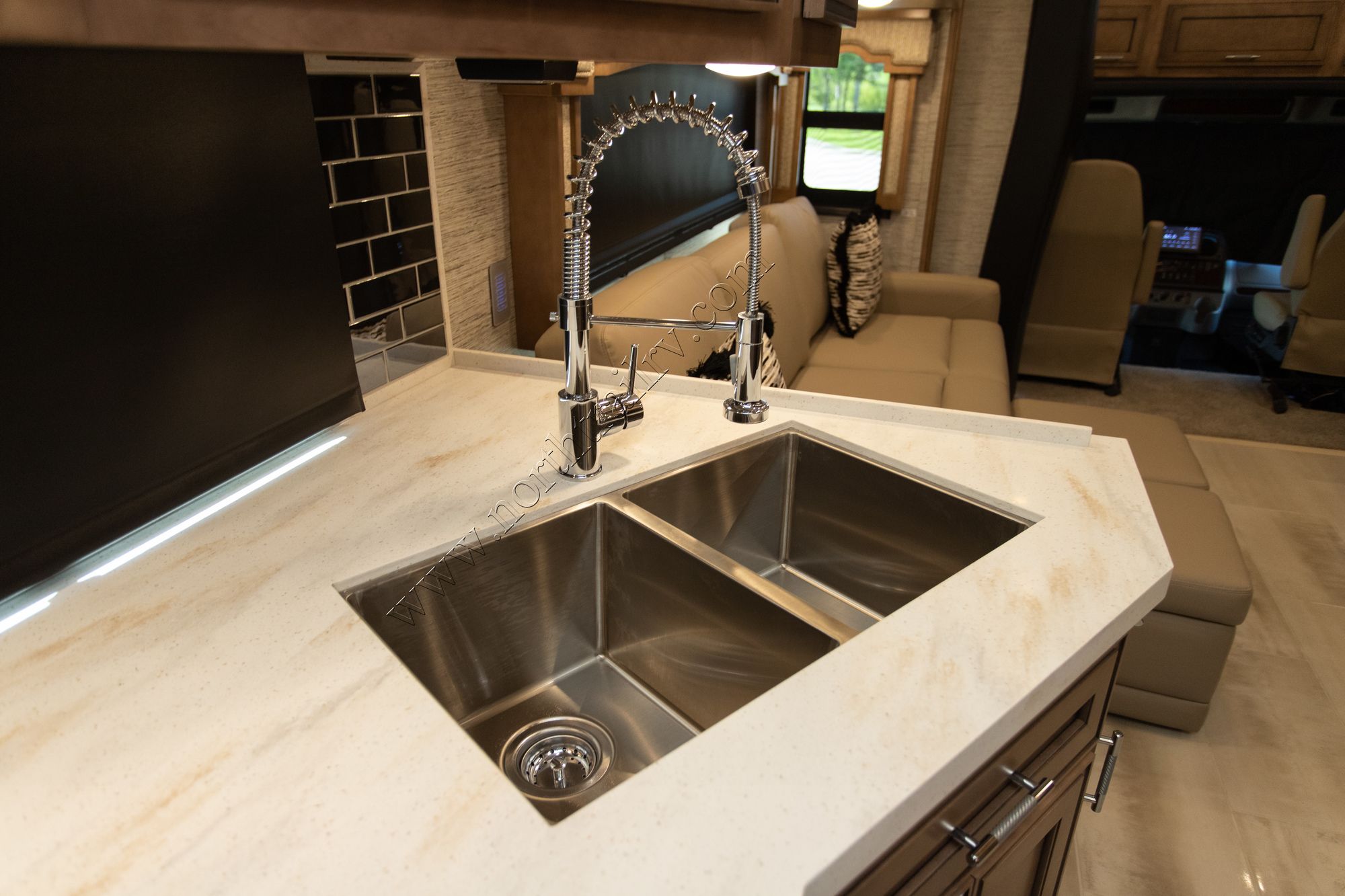 New 2021 Newmar Super Star 4061 Super C  For Sale