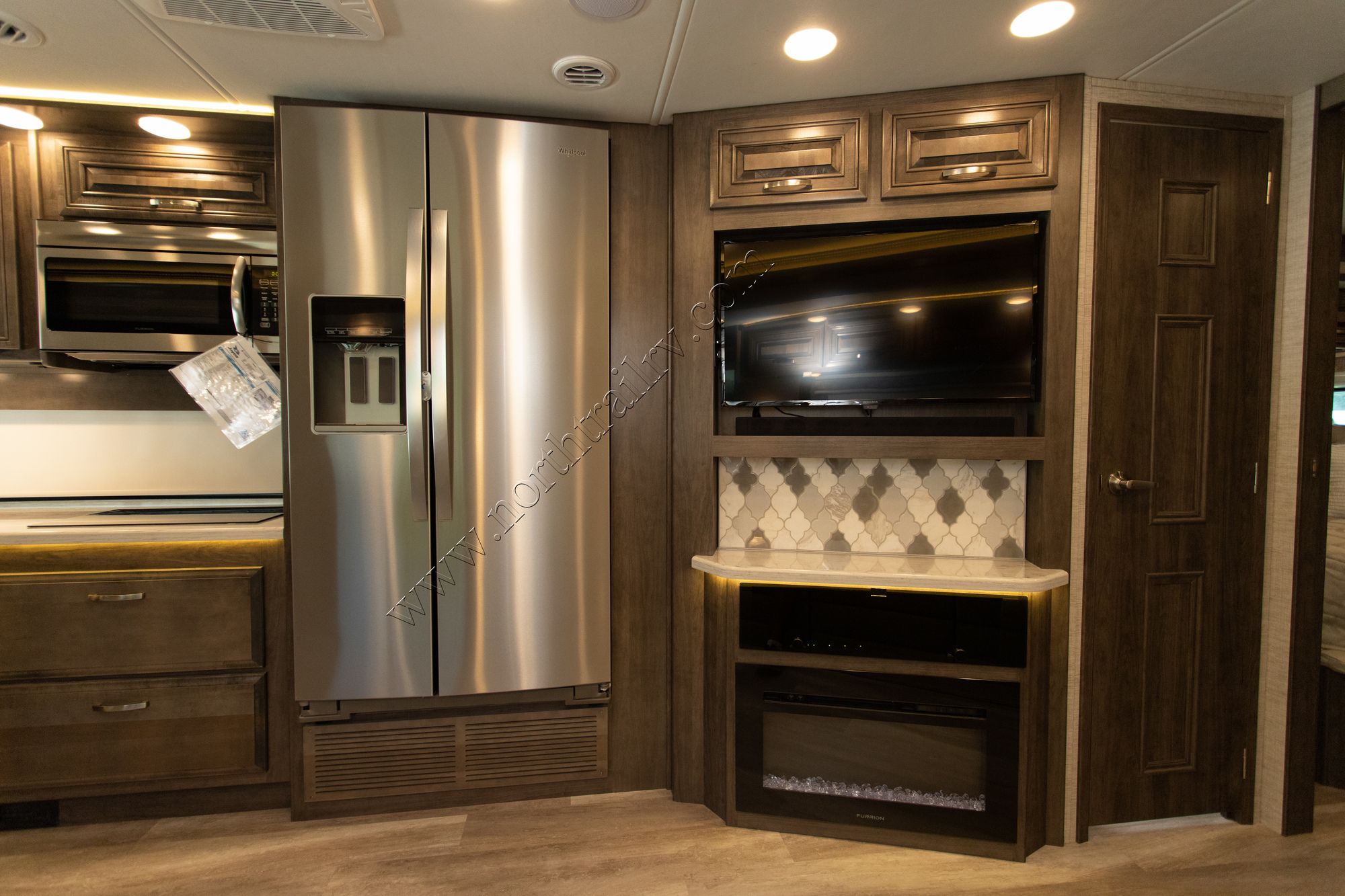 New 2022 Jayco Seneca 37K Super C  For Sale