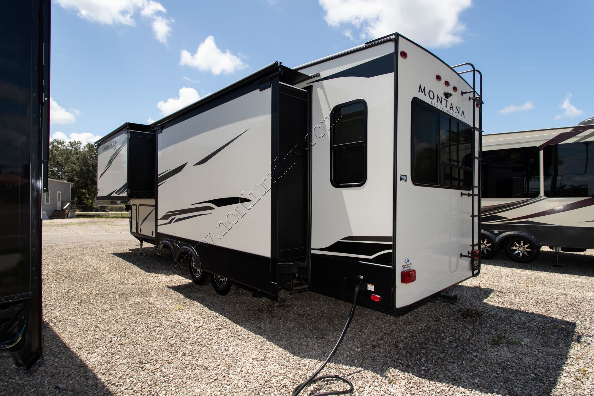 Used 2020 Keystone Montana 295 RL Fifth Wheel  For Sale