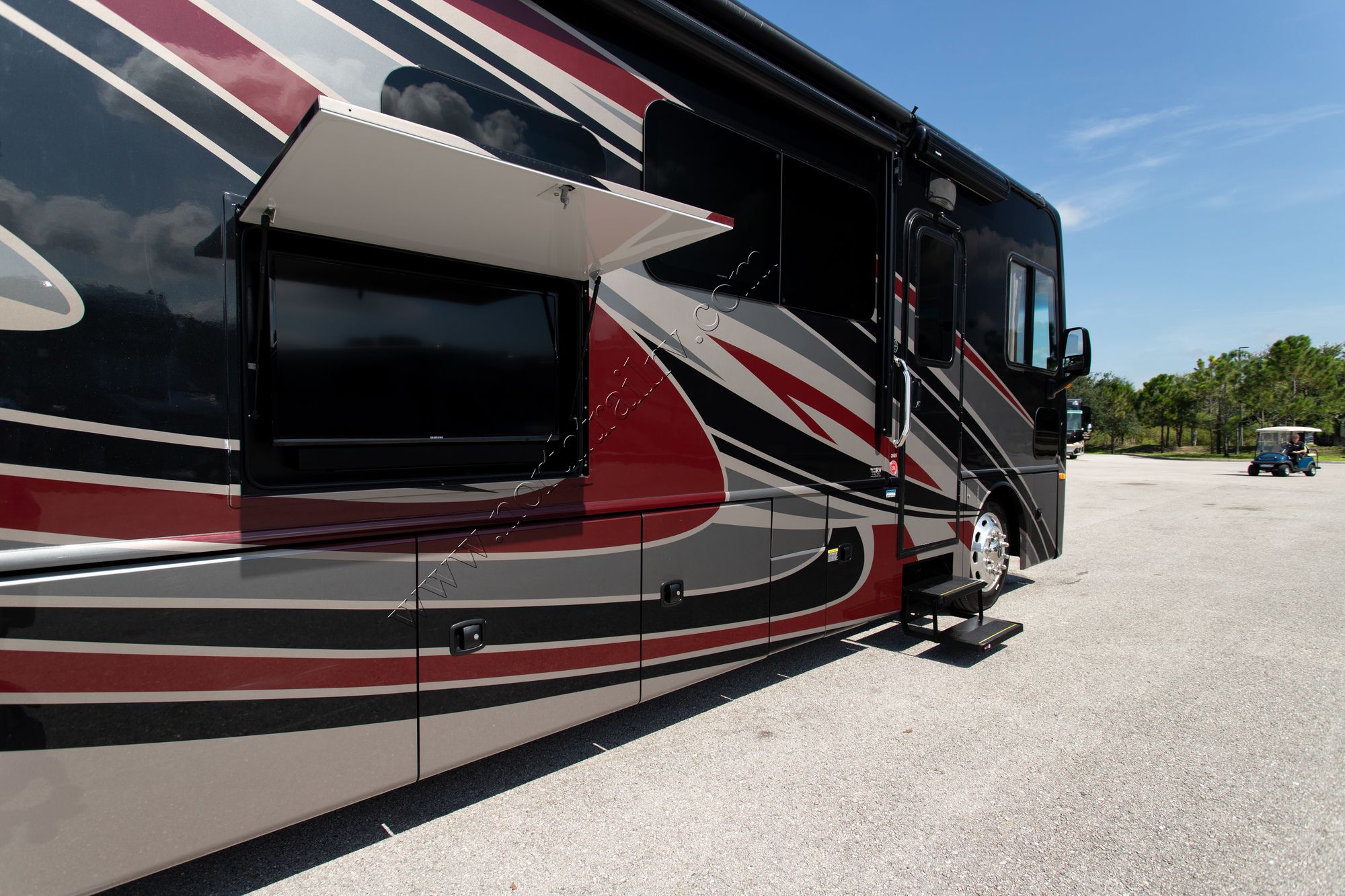 Used 2019 Fleetwood Pace Arrow 35QS Class A  For Sale
