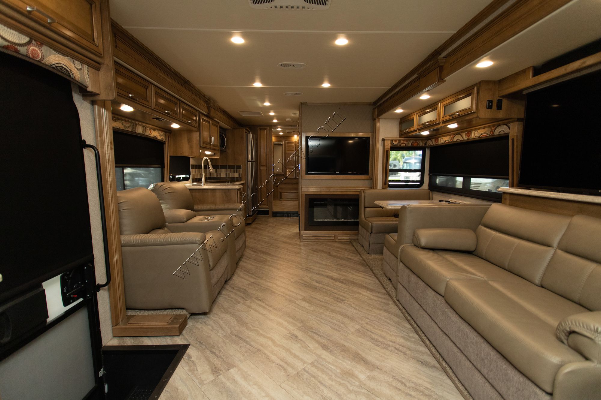 Used 2019 Fleetwood Pace Arrow 35QS Class A  For Sale