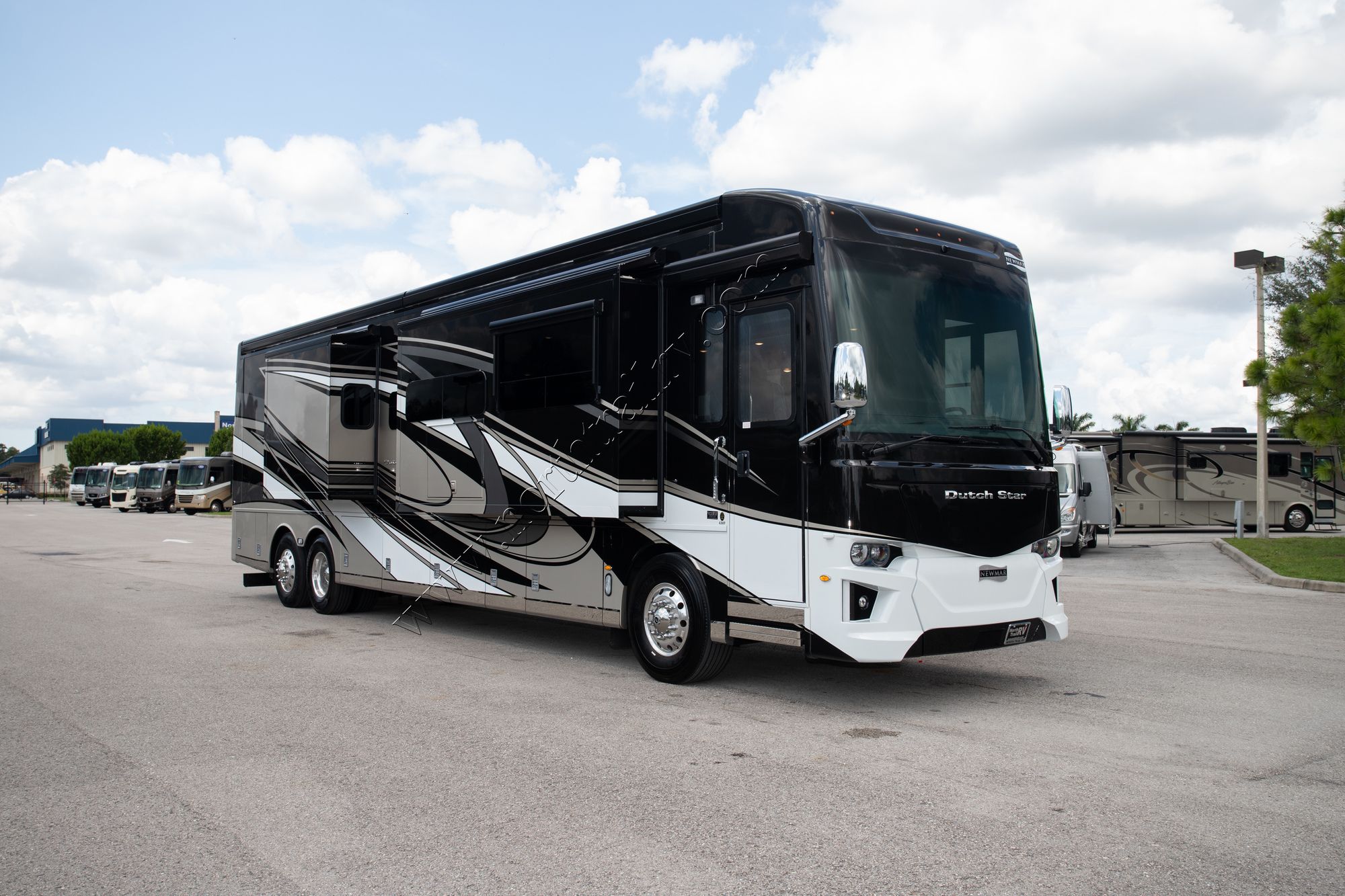 Used 2021 Newmar Dutch Star 4369 Class A  For Sale