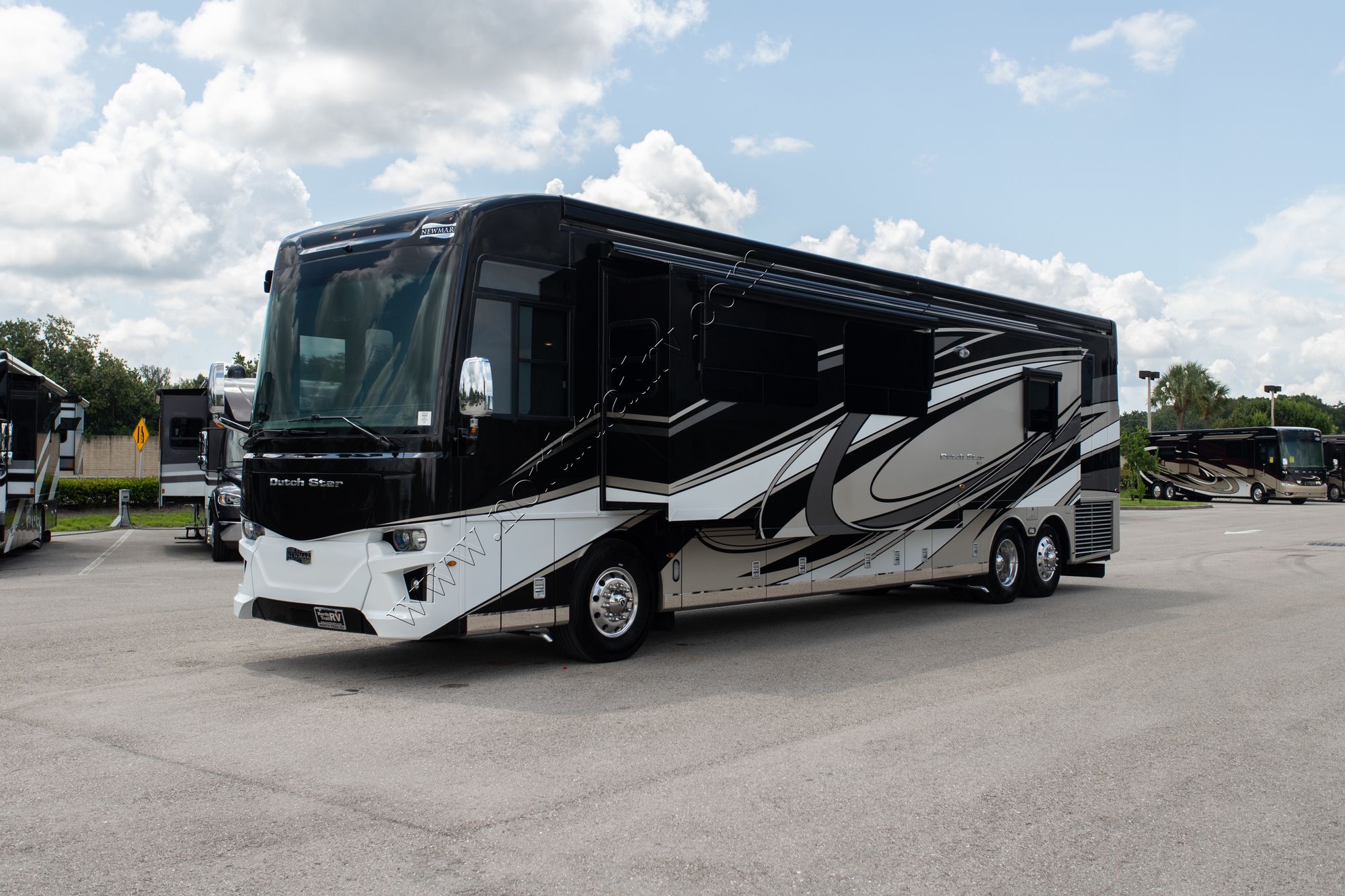 Used 2021 Newmar Dutch Star 4369 Class A  For Sale