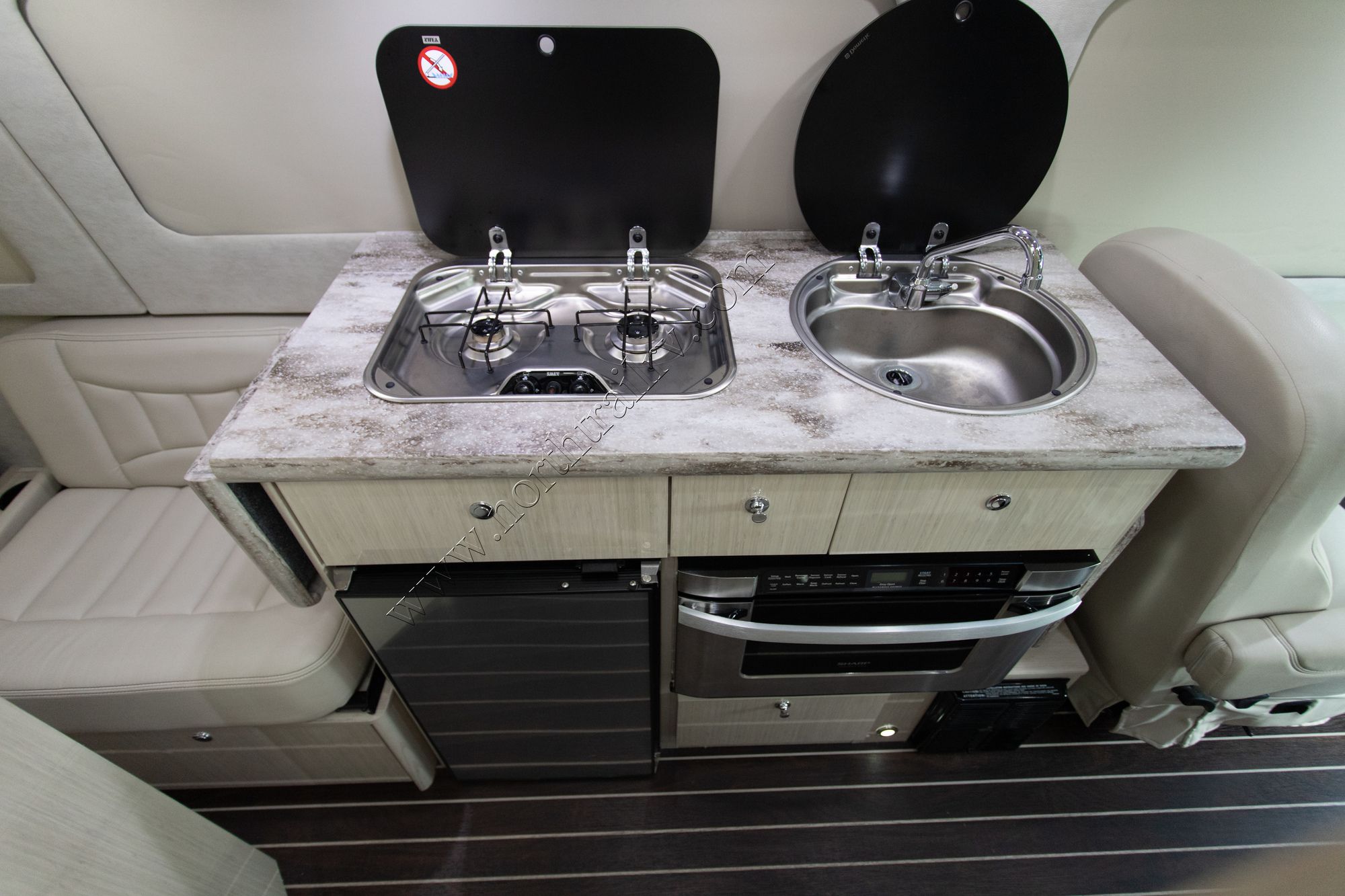 Used 2016 Airstream Interstate LOUNGE Class B  For Sale