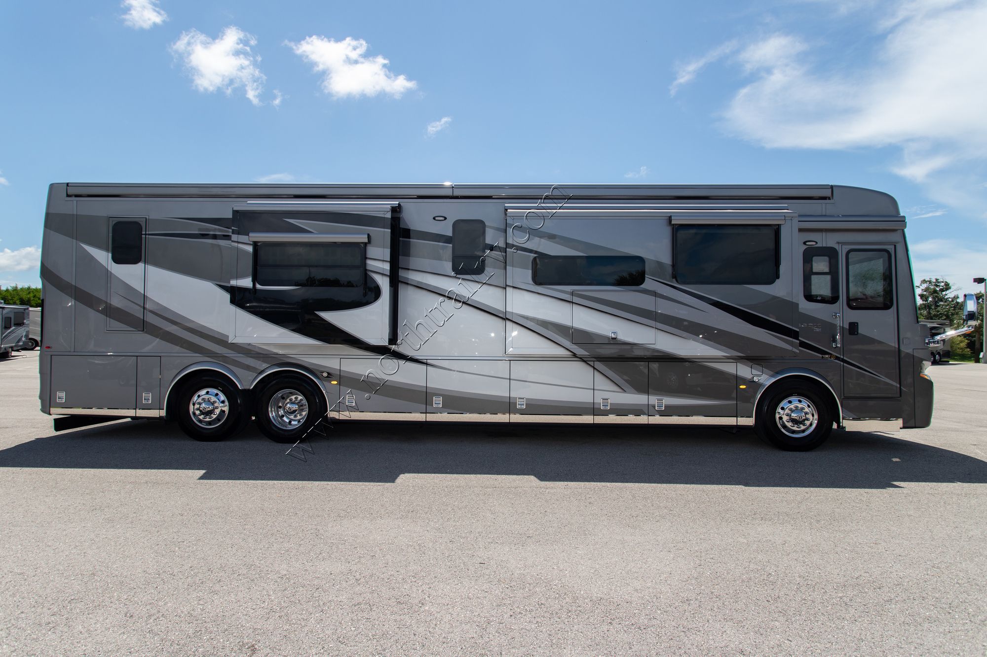 New 2021 Newmar Essex 4551 Class A  For Sale