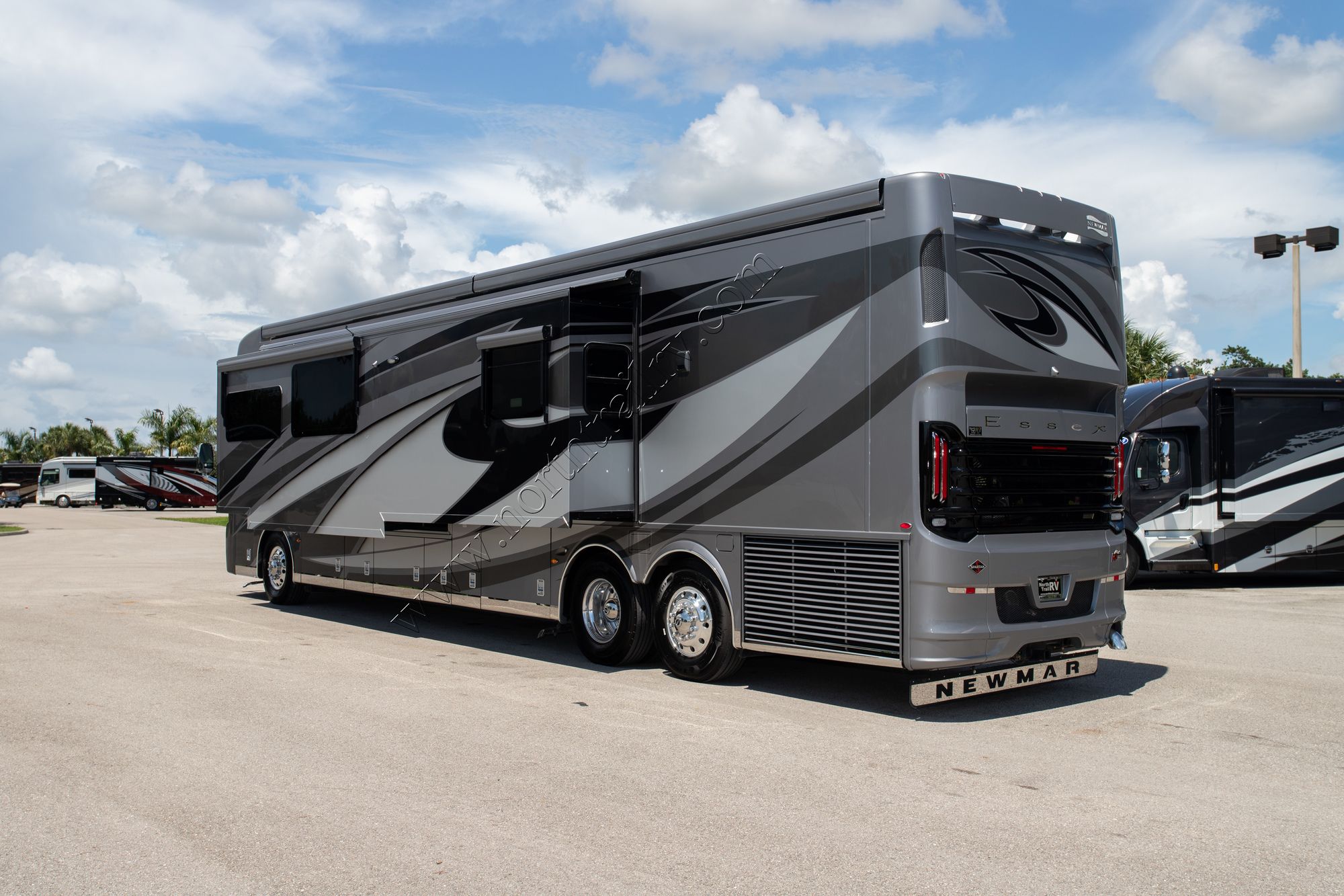 New 2021 Newmar Essex 4551 Class A  For Sale